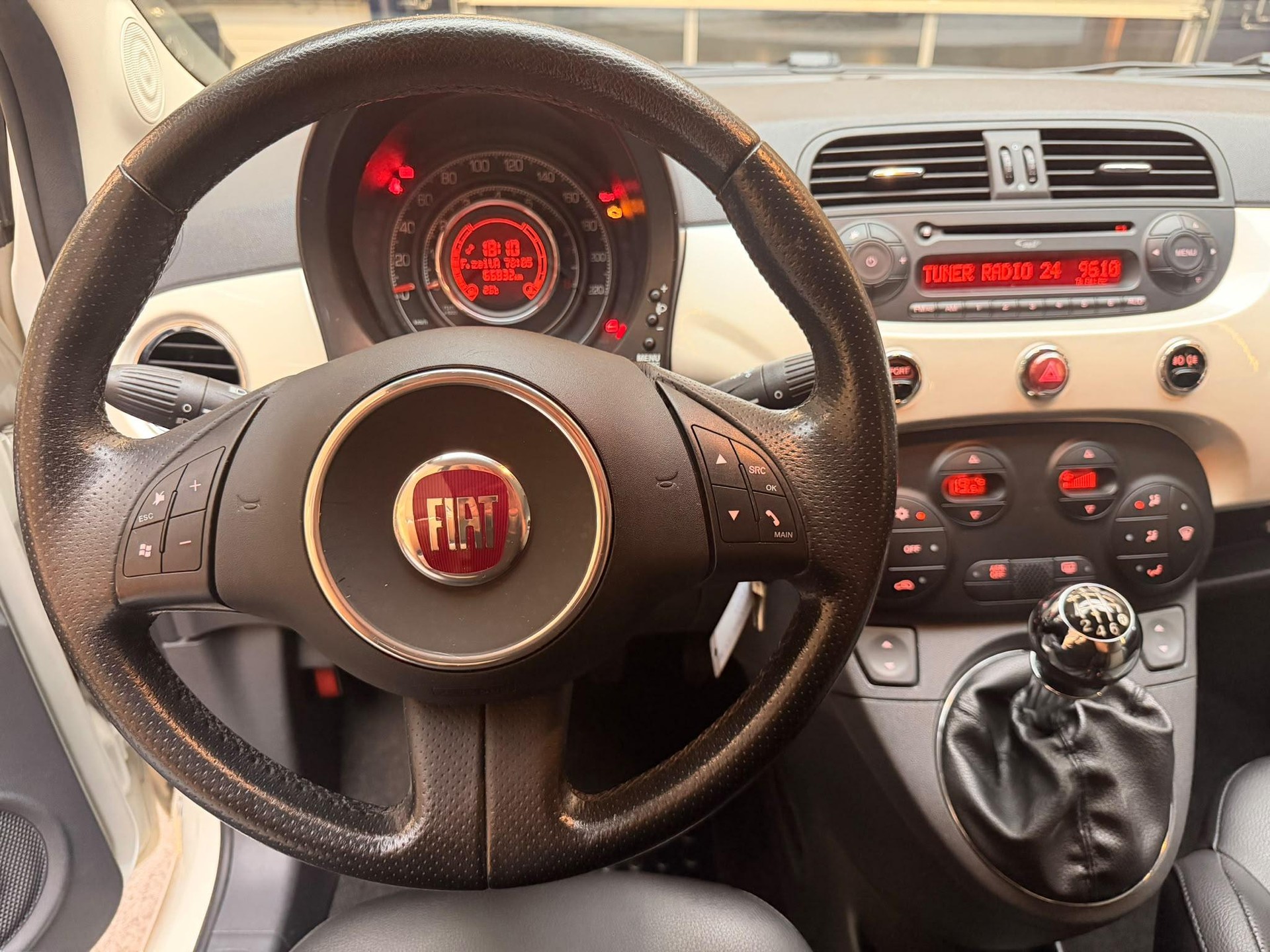 FIAT 500 1.4 16V Pop-image-11