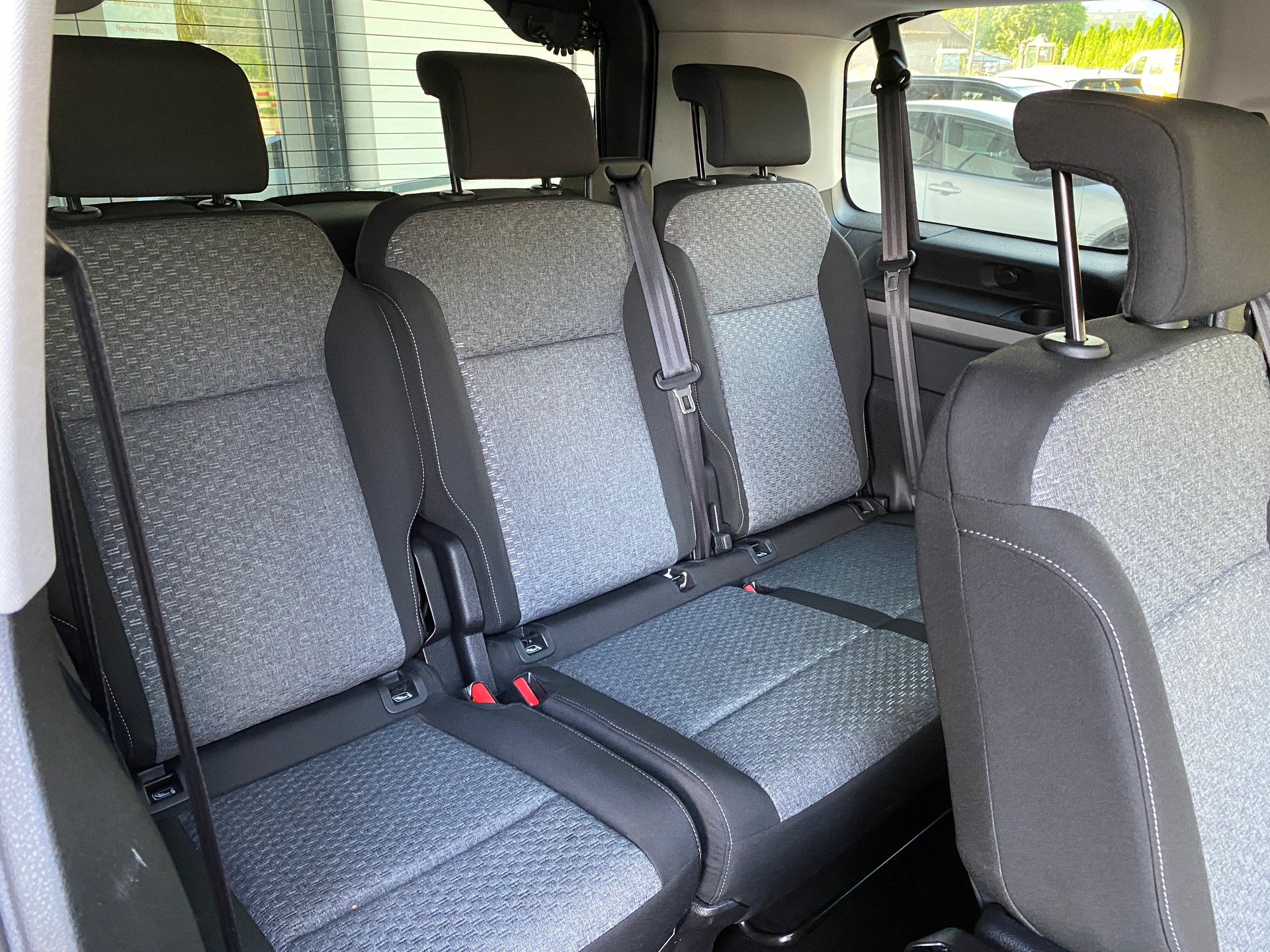TOYOTA Proace Verso 2.0 D-4D Trend Medium Automatic-image-8