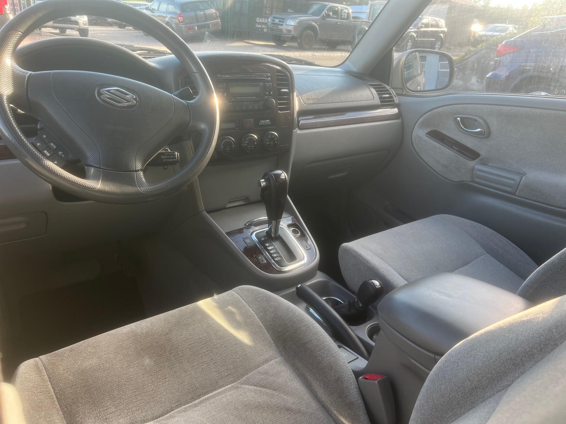 SUZUKI Grand Vitara 2.7 V6 Wagon-image-9