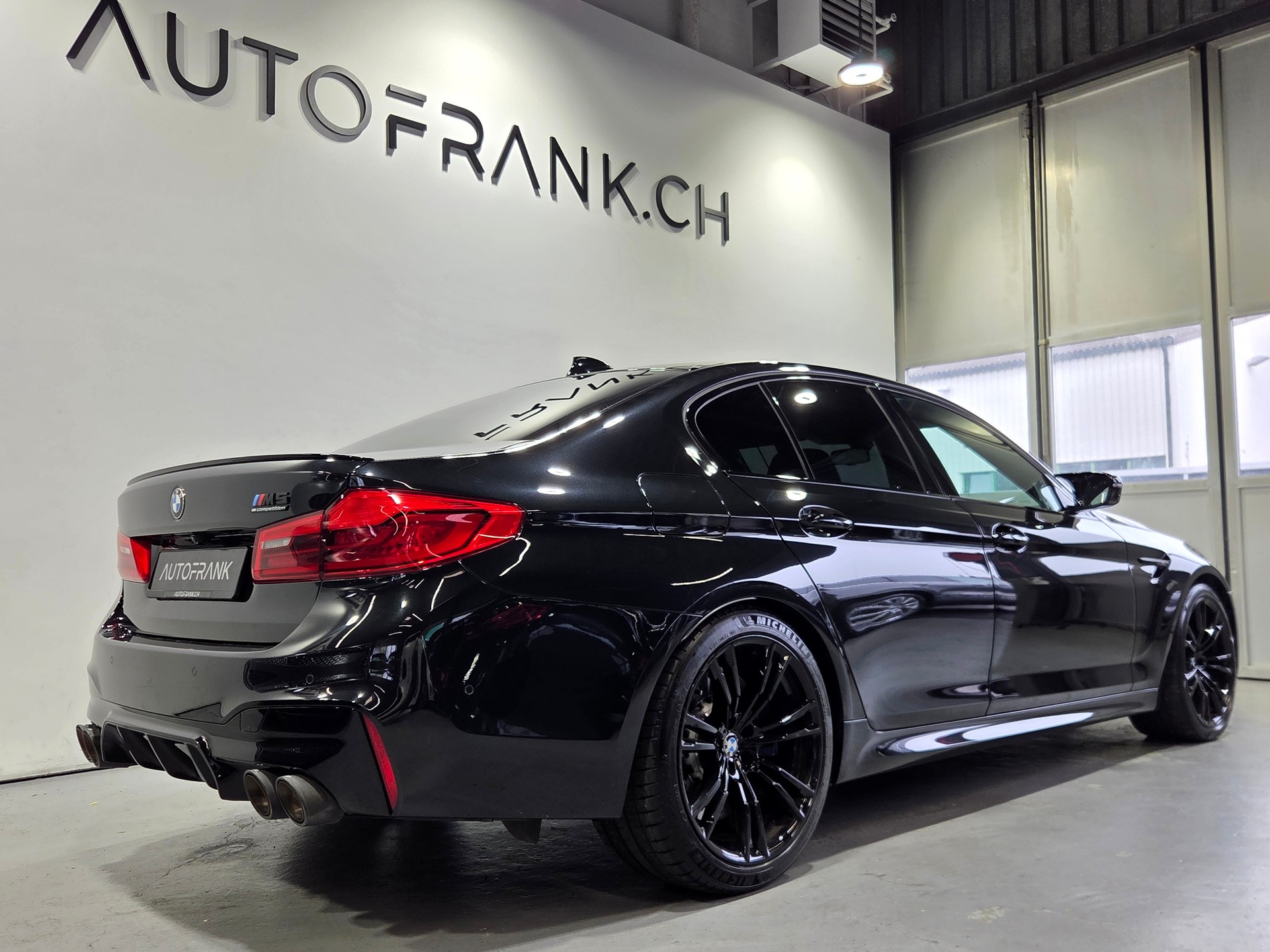 BMW M5 Competition xDrive-image-2