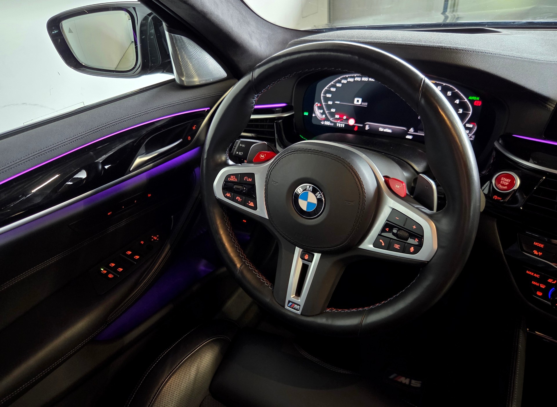 BMW M5 Competition xDrive-image-21