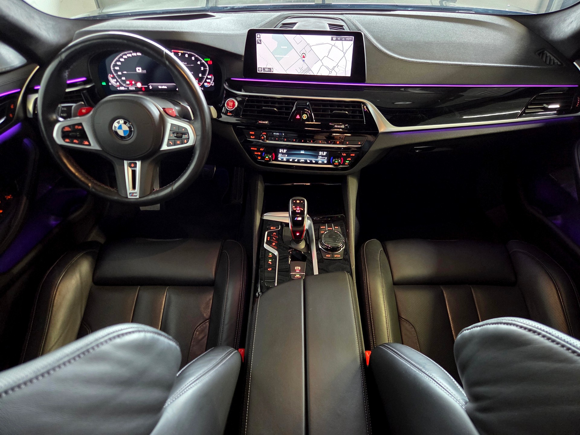BMW M5 Competition xDrive-image-5