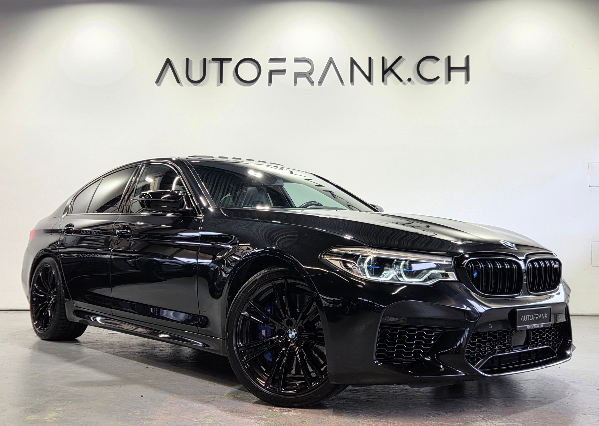 BMW M5 Competition xDrive-image-25