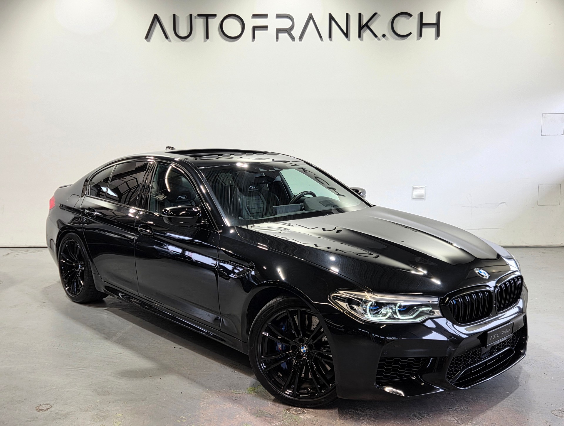 BMW M5 Competition xDrive-image-19