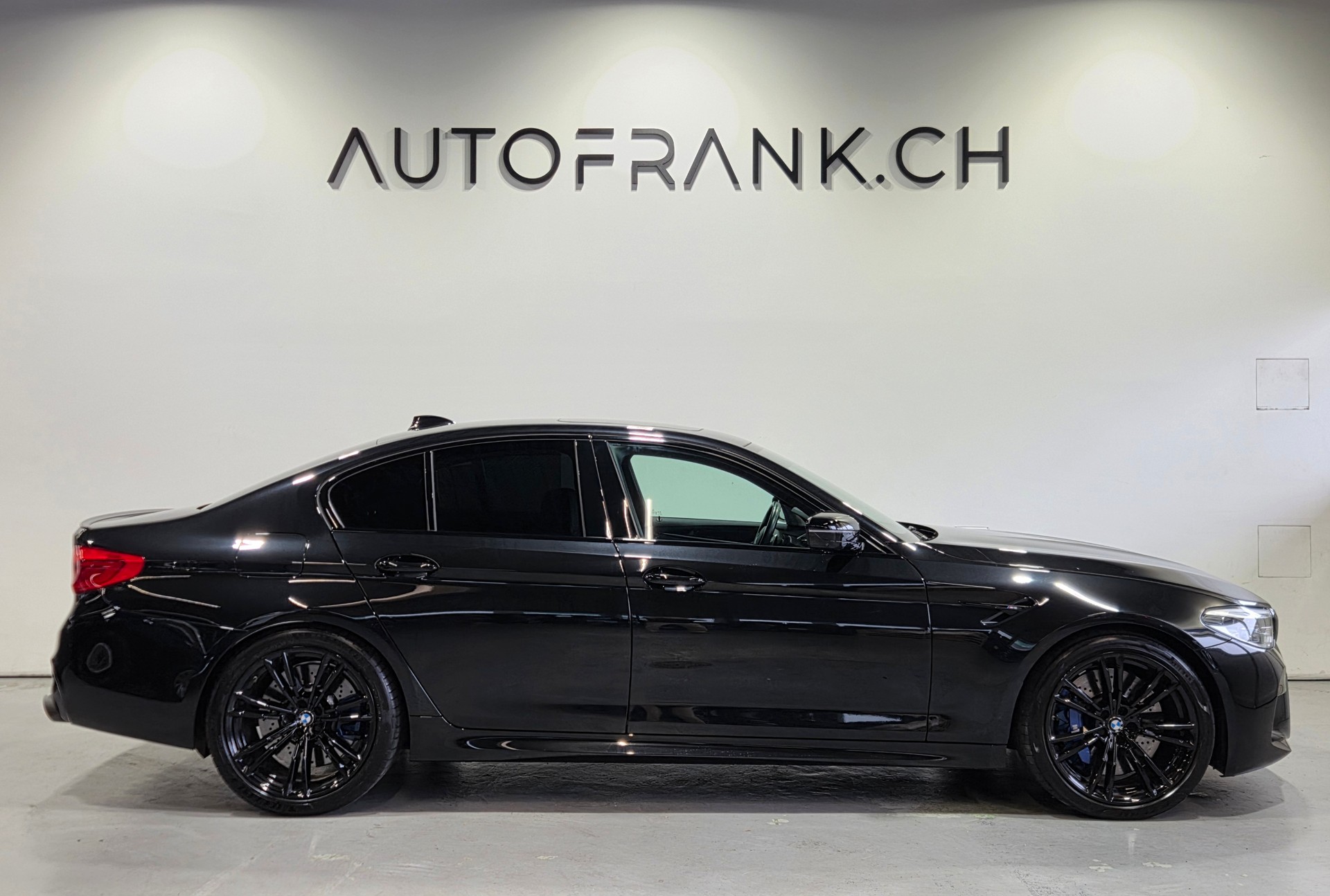 BMW M5 Competition xDrive-image-1