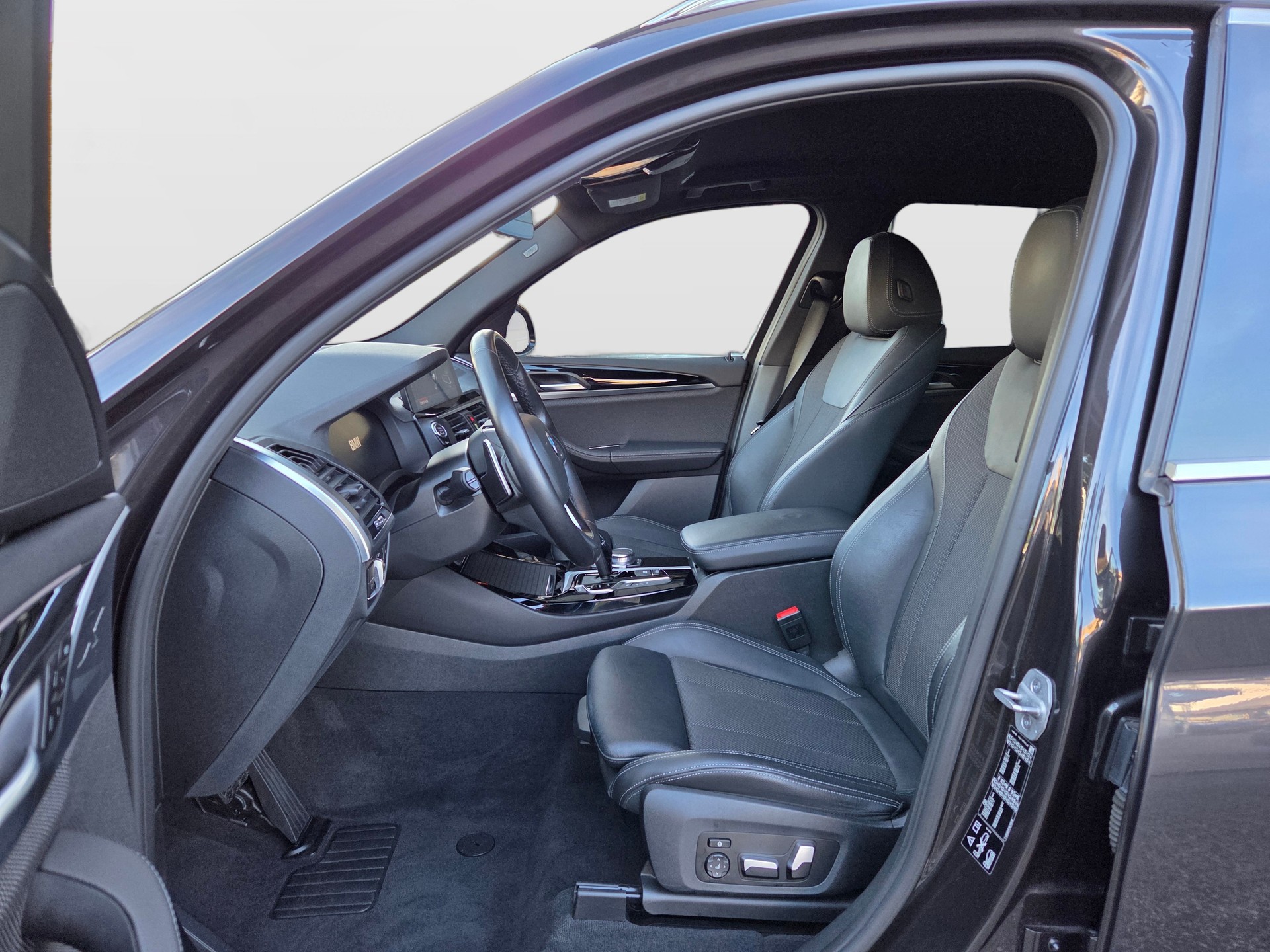 BMW X3 xDrive 30i Individual xLine Steptronic-image-5