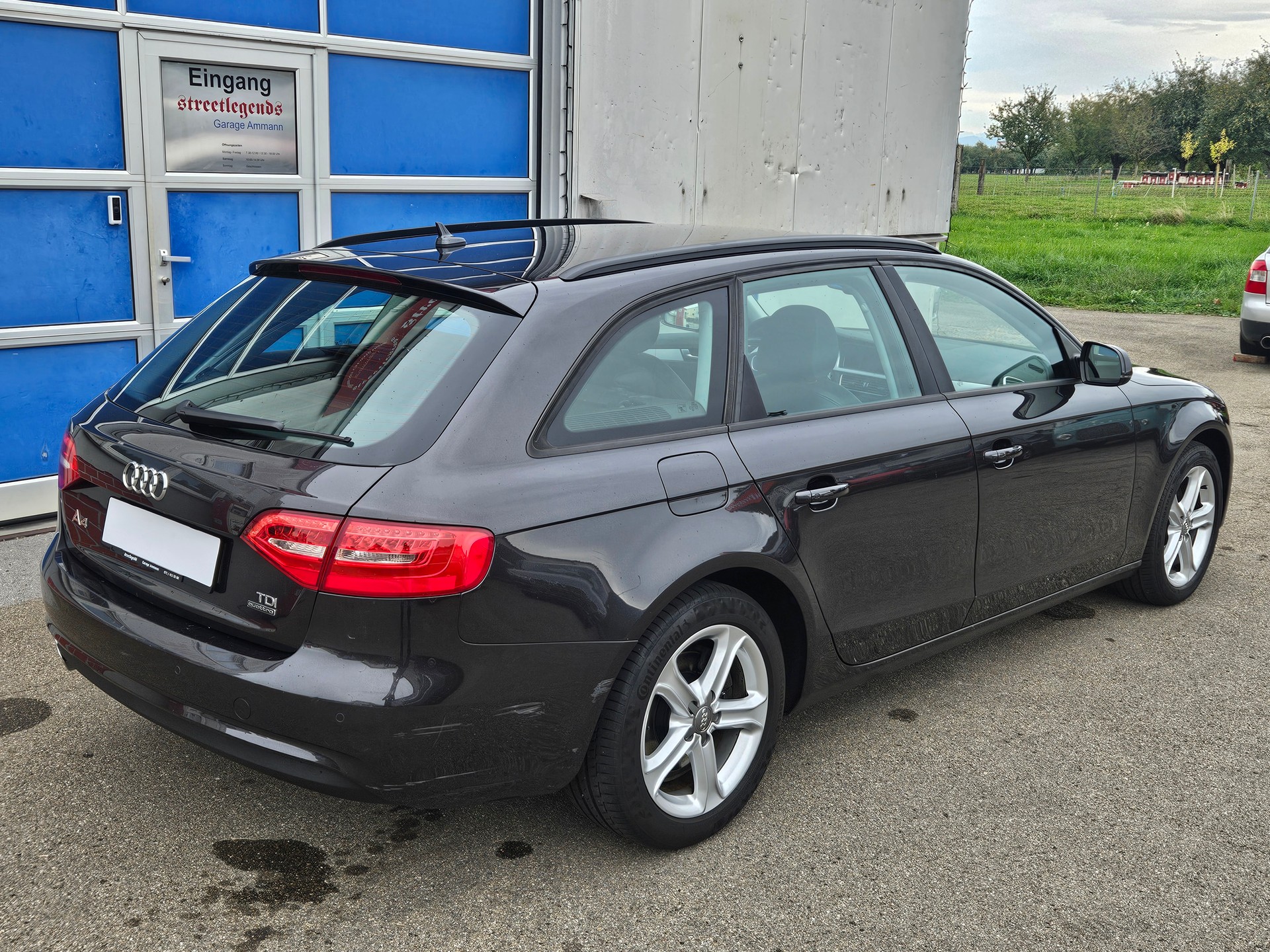 AUDI A4 Avant 2.0 TDI quattro S-tronic-image-4