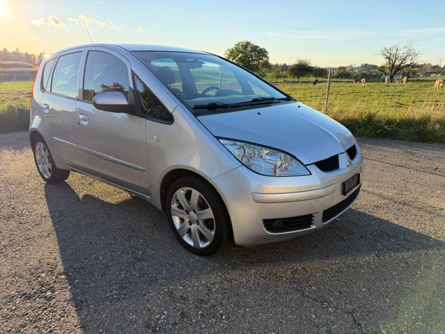 MITSUBISHI Colt 1.5 16V Invite-image-1