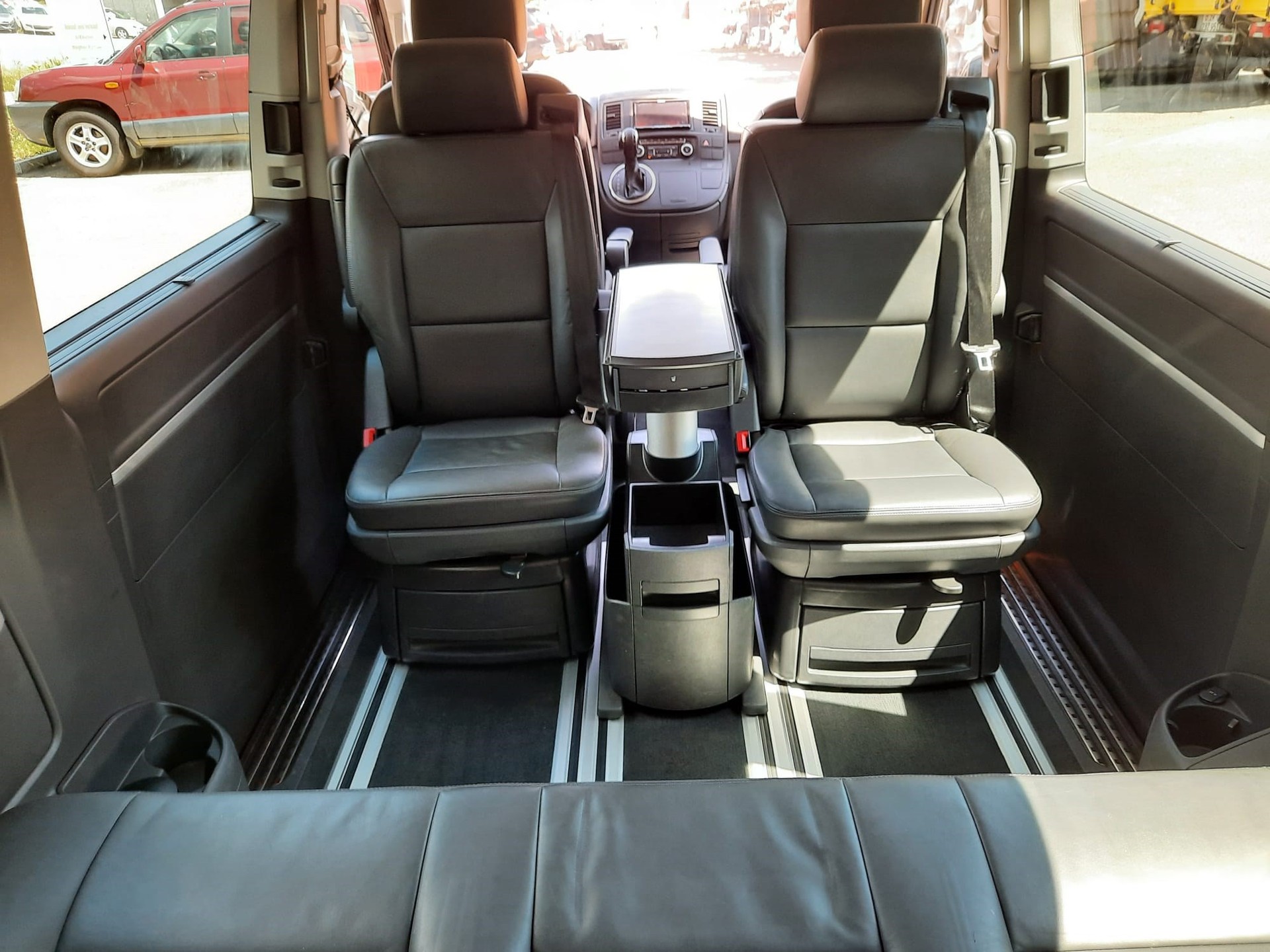 VW T5 Multivan 2.0 Bi-TDI CR Highline Premium 4x4-image-9