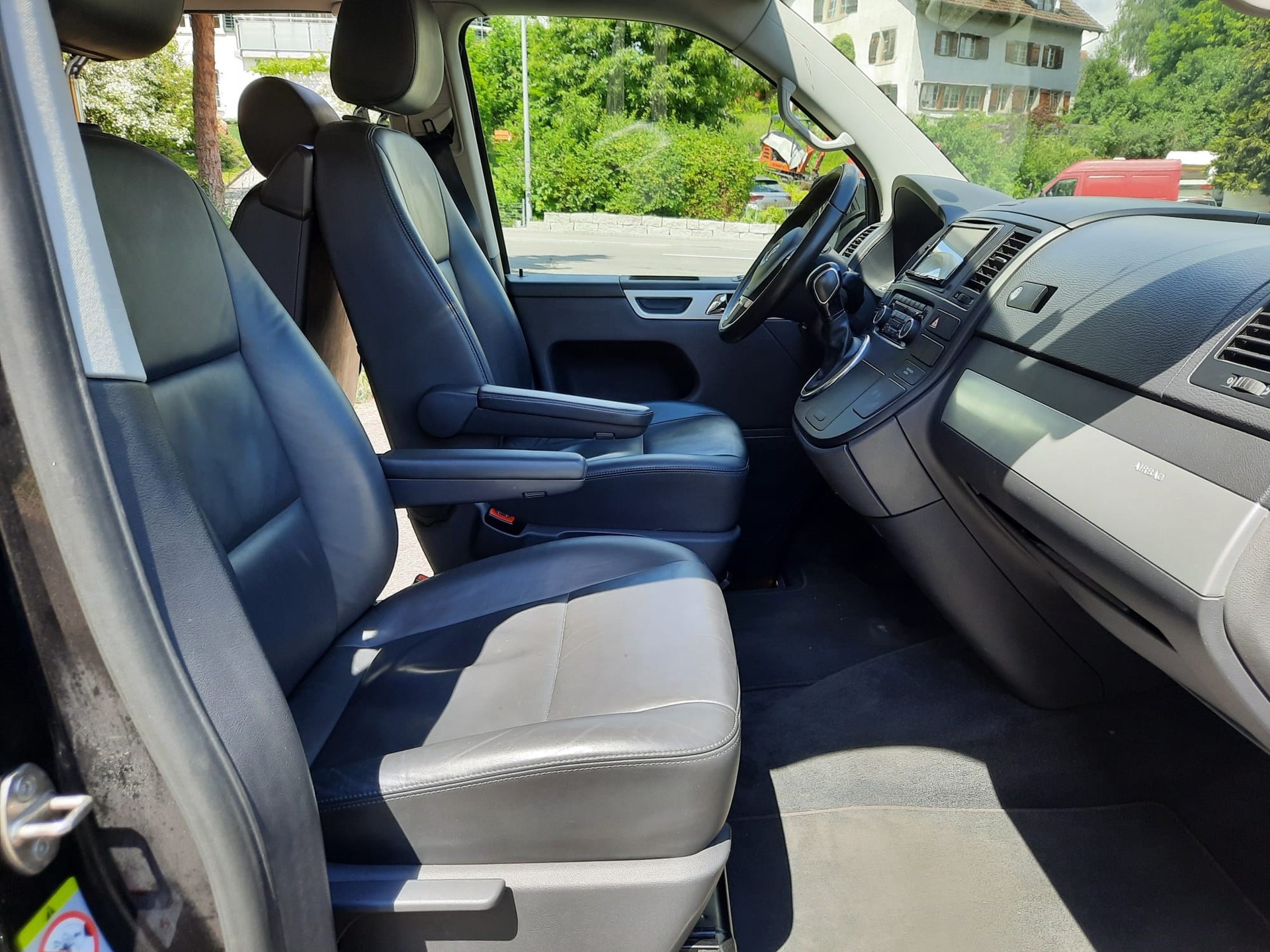 VW T5 Multivan 2.0 Bi-TDI CR Highline Premium 4x4-image-13