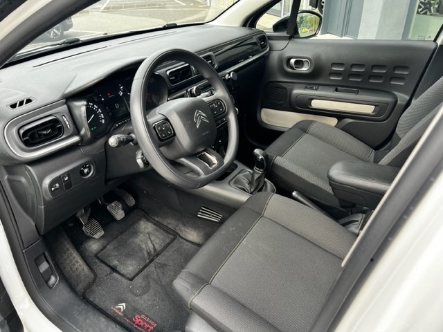 CITROEN C3 1.2i PureTech Feel-image-10