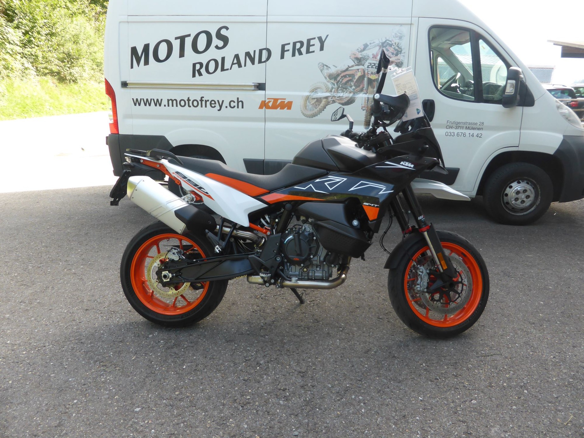 KTM 890 SMT
