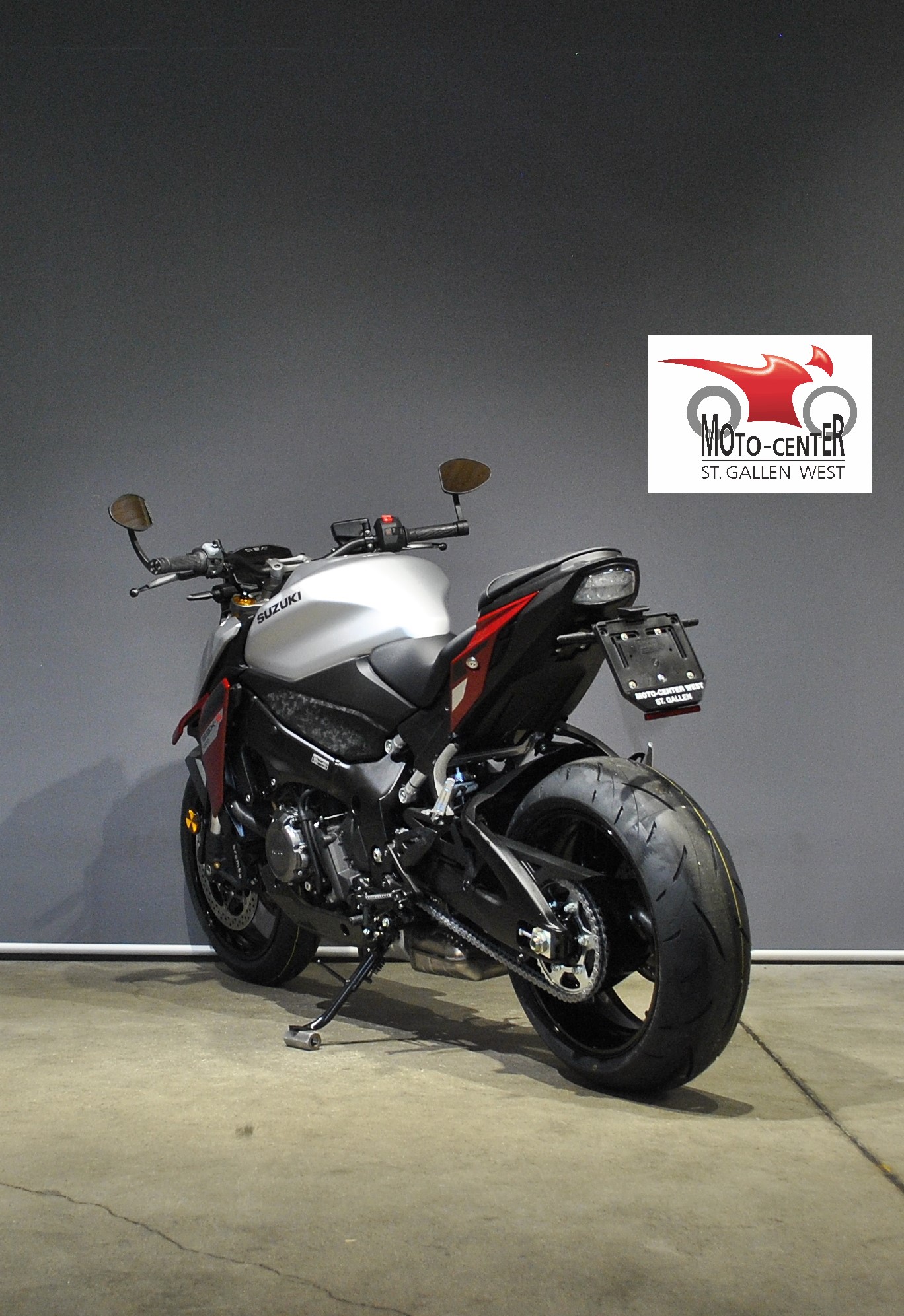 SUZUKI GSX-S 1000-showroom-element-3