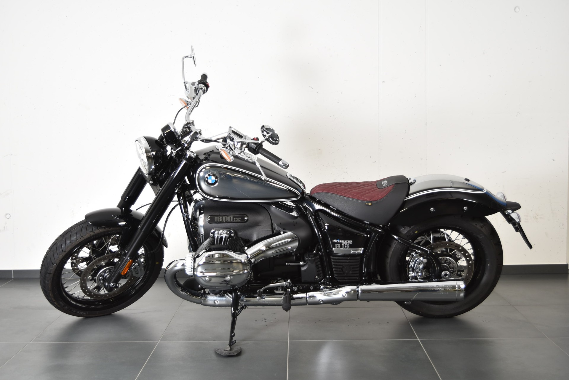 BMW R 18
