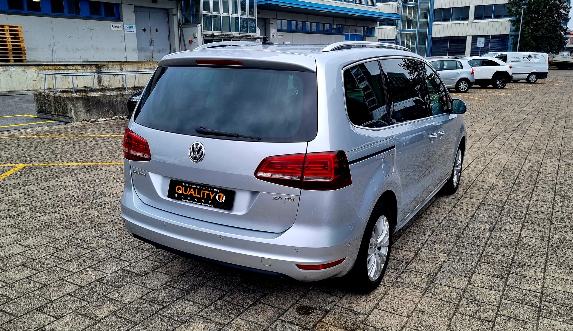 VW Sharan 2.0 TDI 184PS 7 Platzer Comfortline DSG-image-3