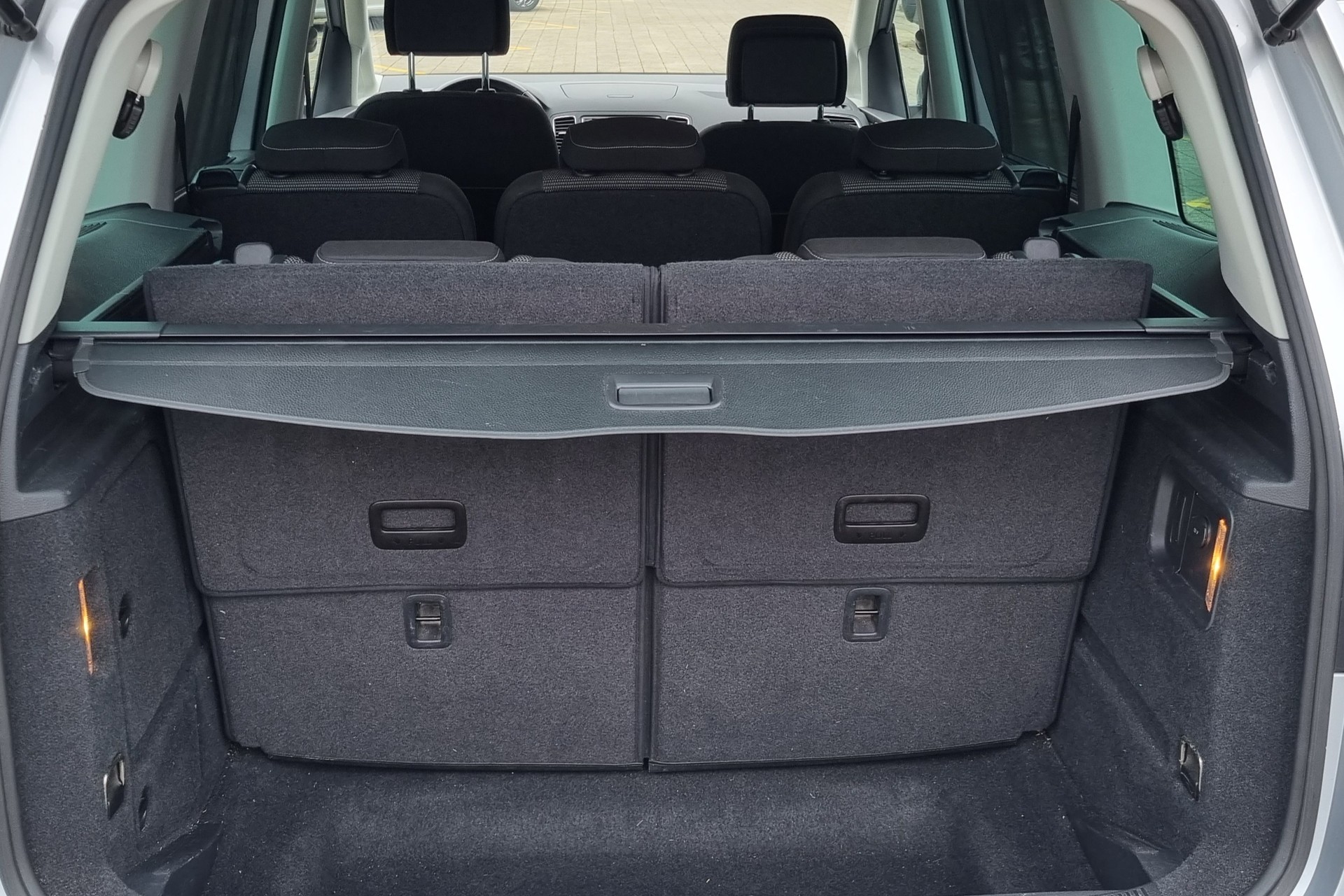 VW Sharan 2.0 TDI 184PS 7 Platzer Comfortline DSG-image-6