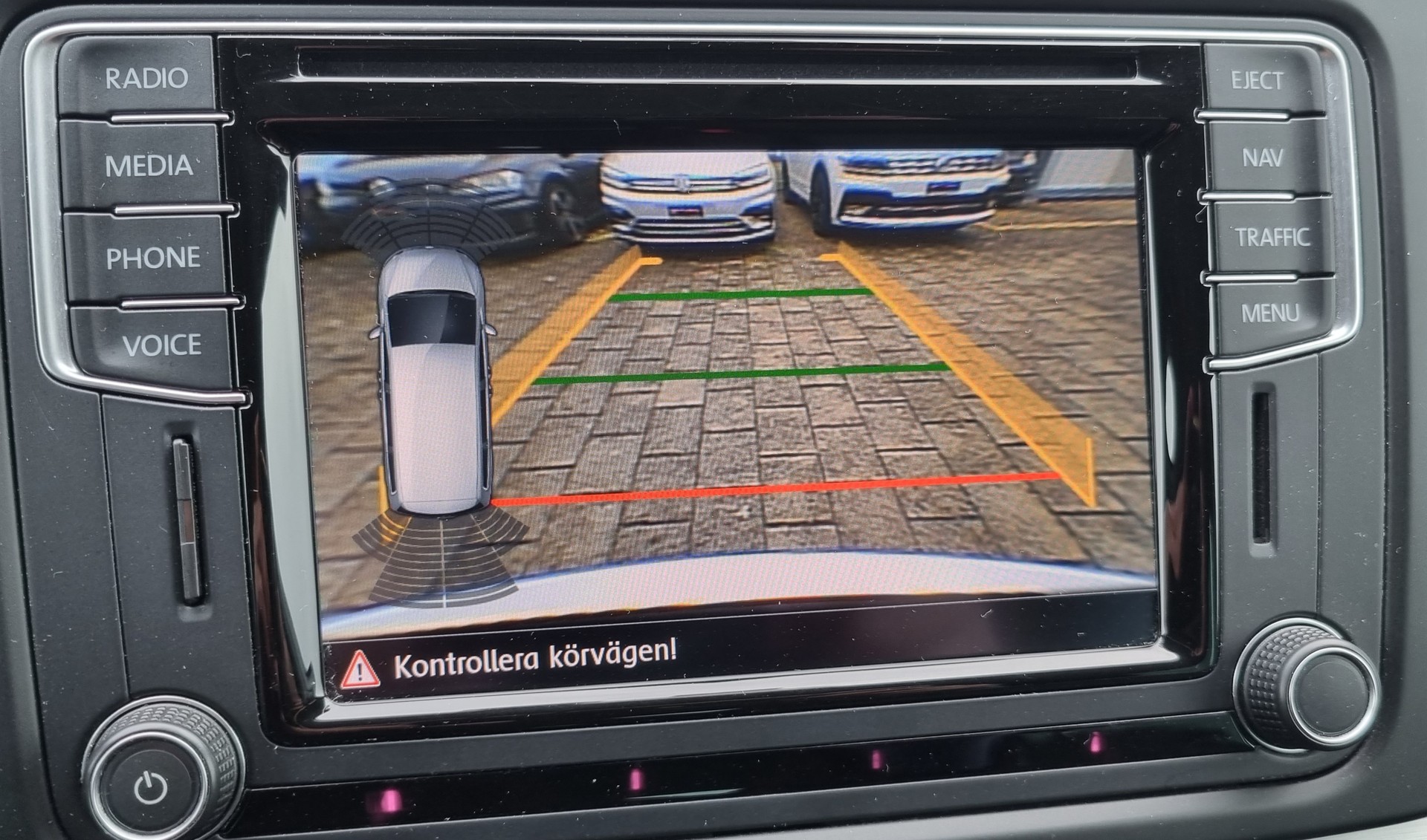 VW Sharan 2.0 TDI 184PS 7 Platzer Comfortline DSG-image-13