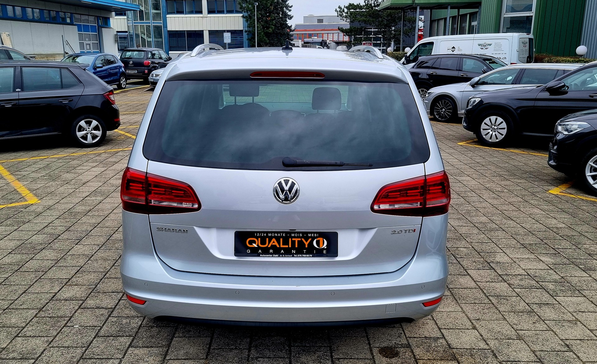 VW Sharan 2.0 TDI 184PS 7 Platzer Comfortline DSG-image-4