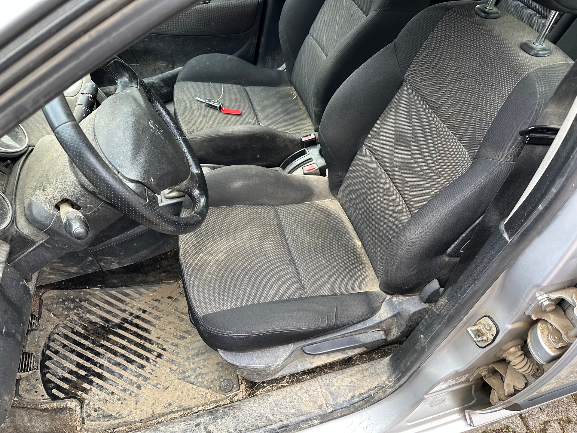 PEUGEOT 207 1.6 16V Sport FIXPREIS-image-10