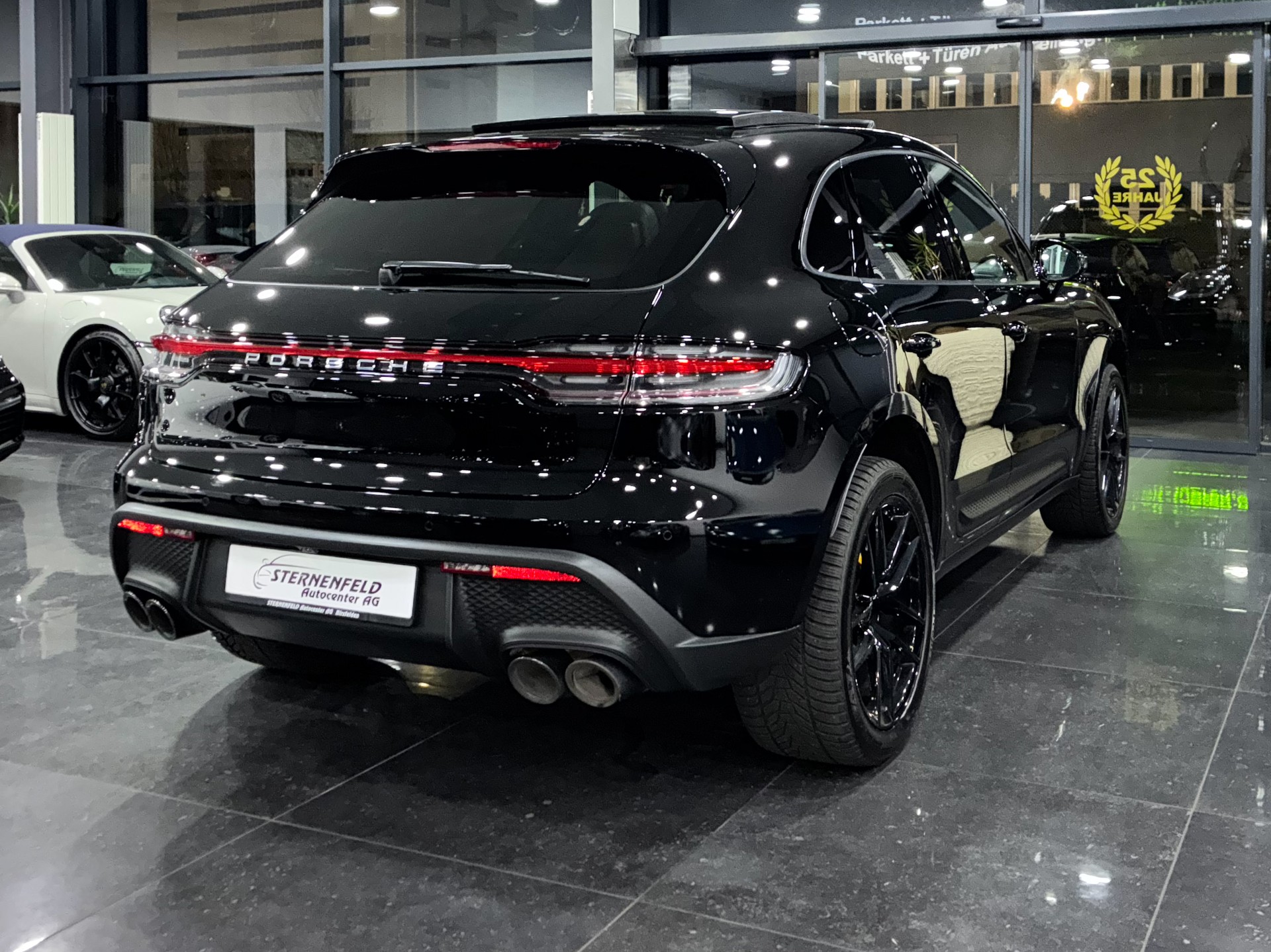 PORSCHE Macan PDK-image-5