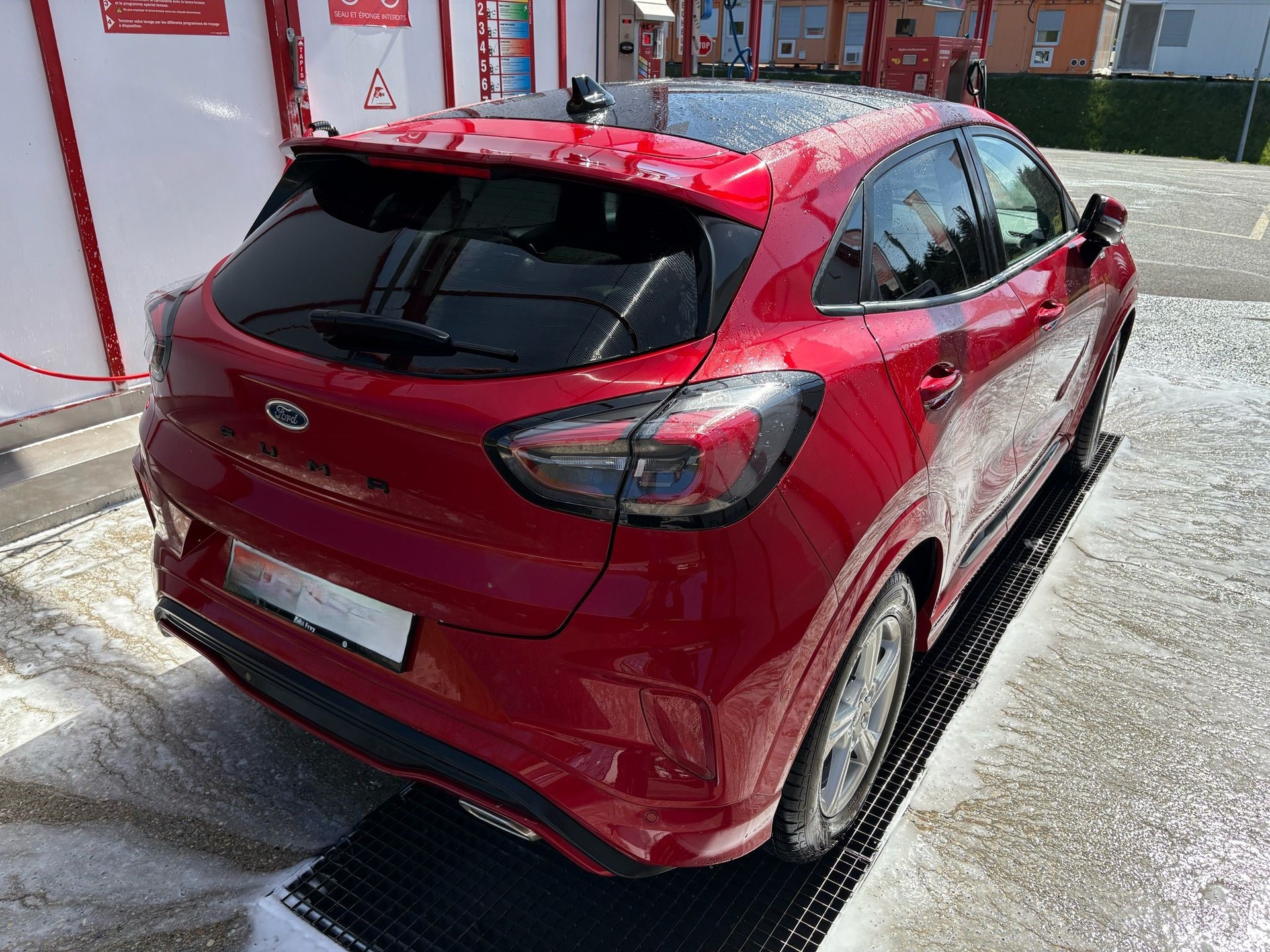 FORD Puma 1.0 MHEV ST-Line X Automat-image-1