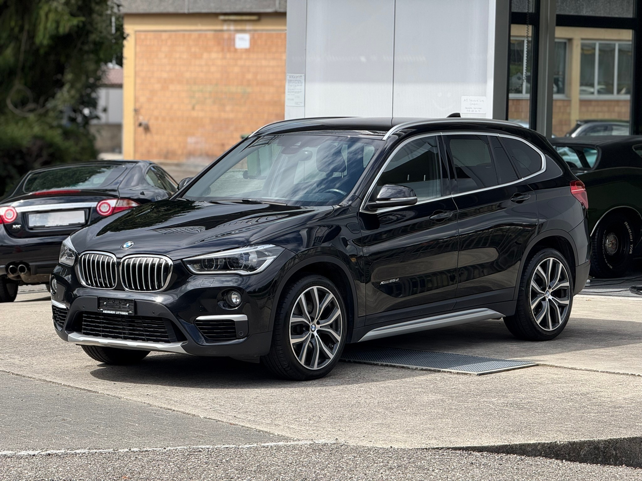 Car photo