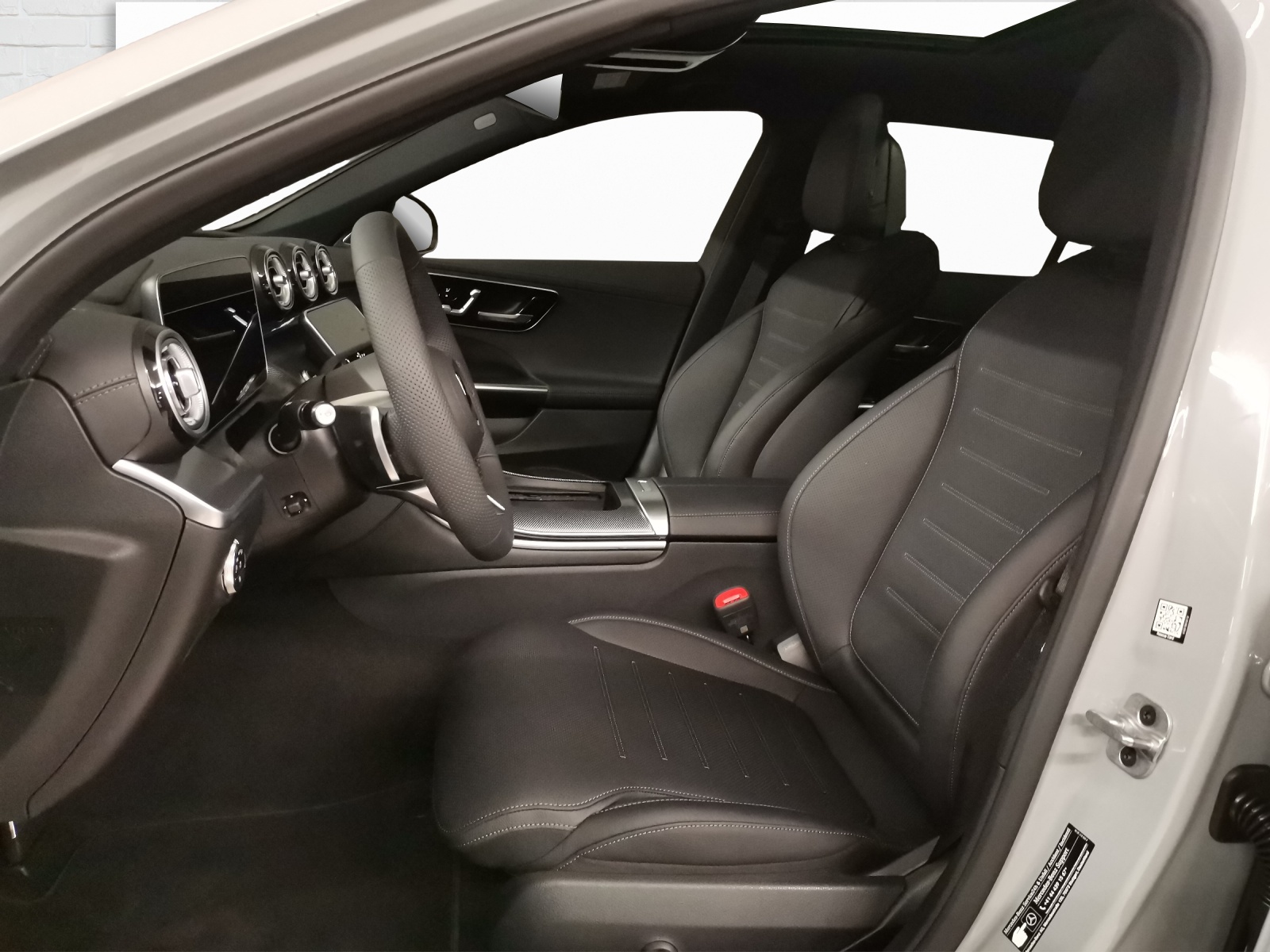 MERCEDES-BENZ C 300 AMG Line 4Matic T-Modell-image-6