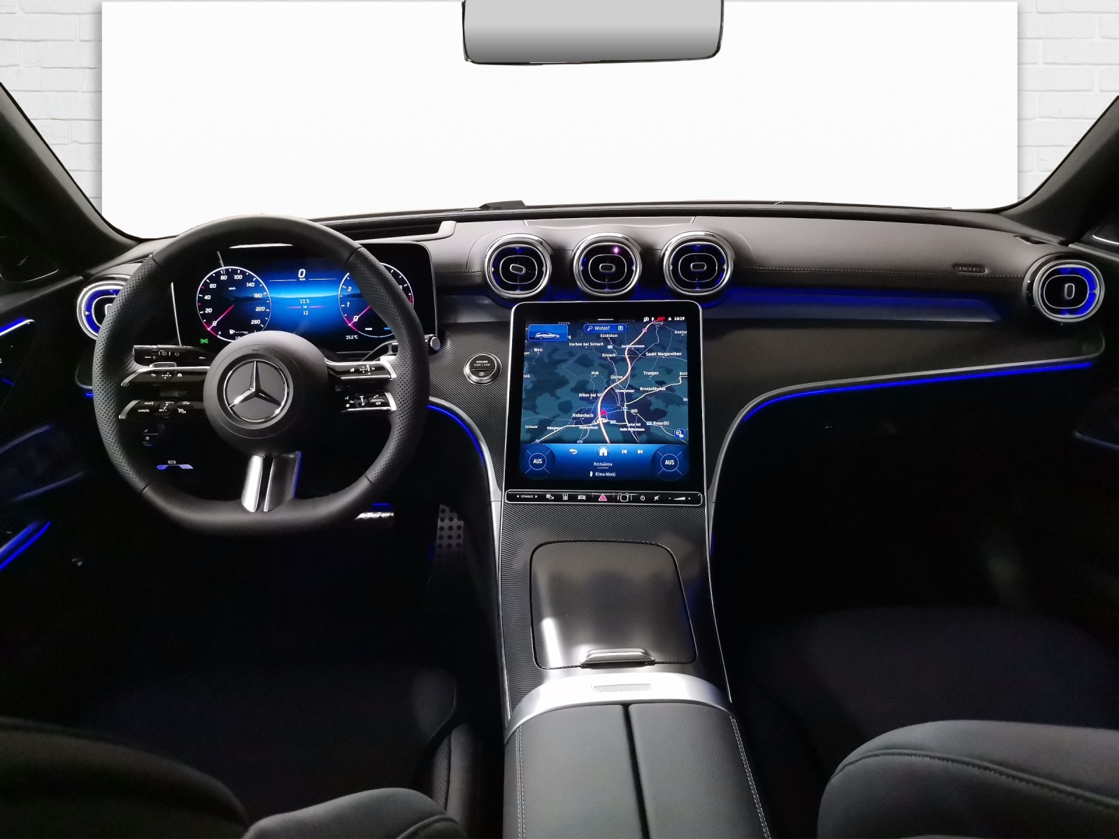 MERCEDES-BENZ C 300 AMG Line 4Matic T-Modell-image-7