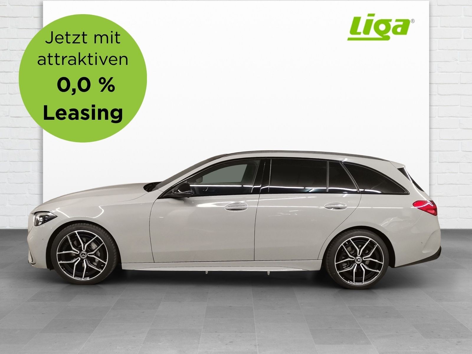 MERCEDES-BENZ C 300 AMG Line 4Matic T-Modell-image-0