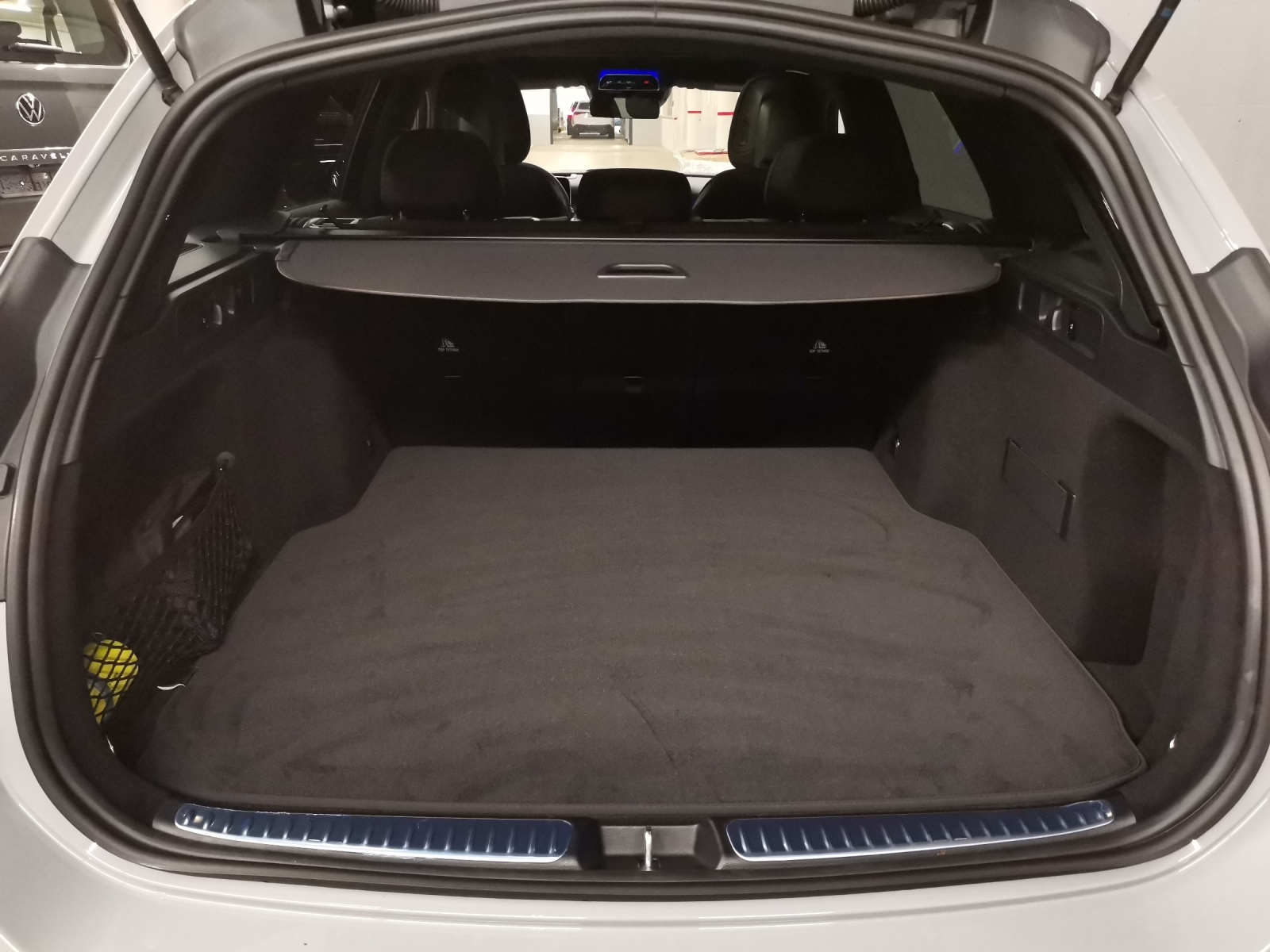 MERCEDES-BENZ C 300 AMG Line 4Matic T-Modell-image-10