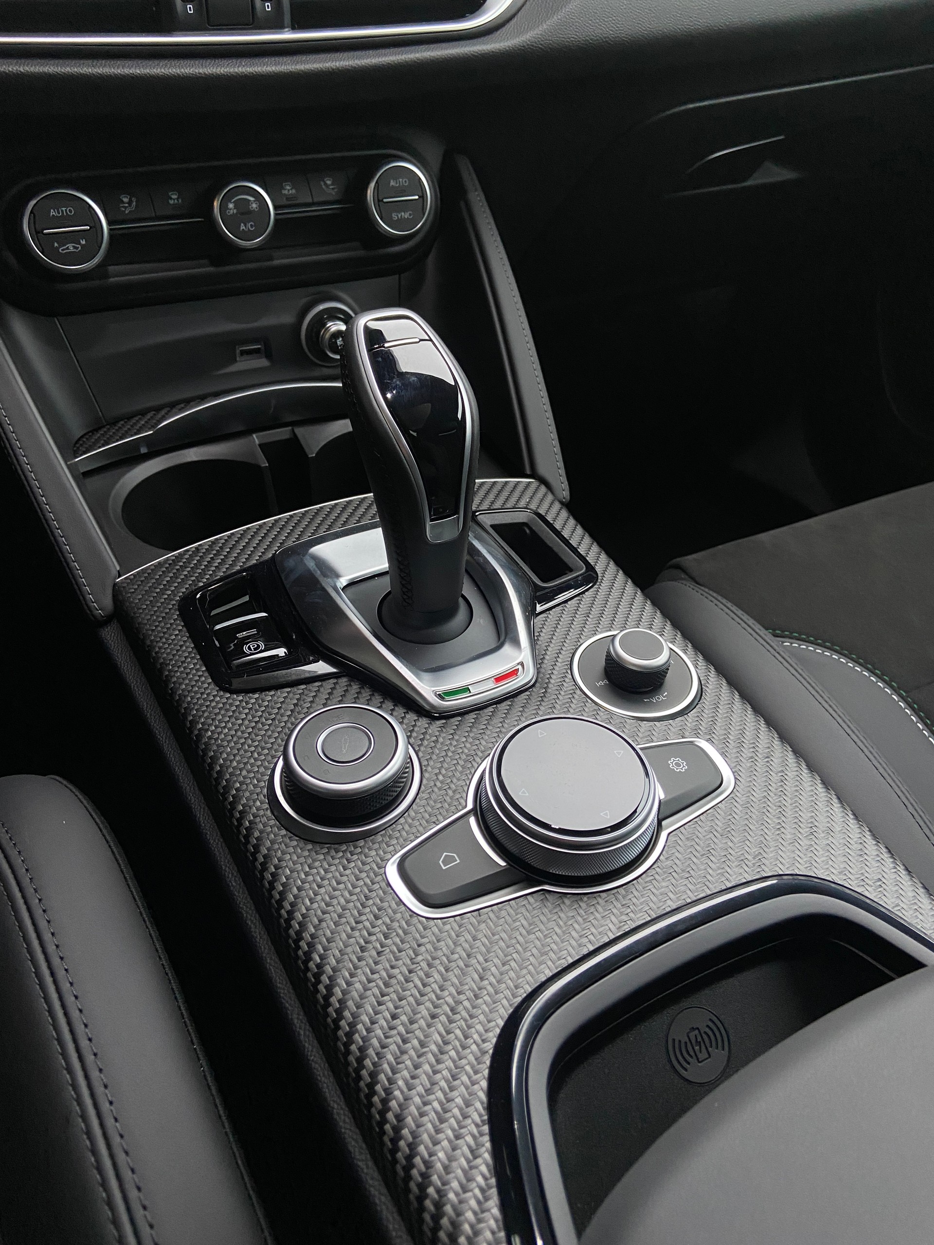 ALFA ROMEO Stelvio 2.9 V6 Quadrifoglio Sparco Sky Q4 AT8-image-17