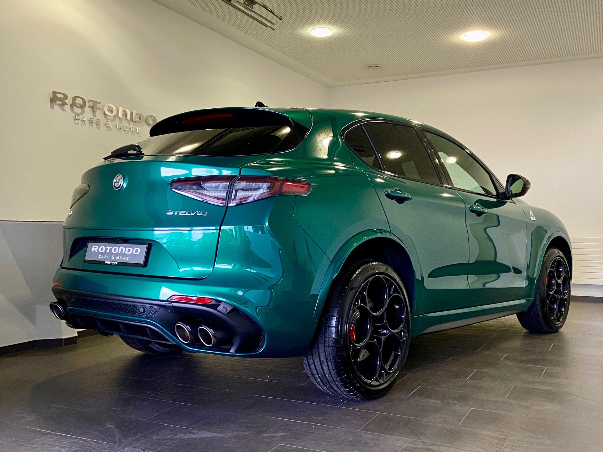 ALFA ROMEO Stelvio 2.9 V6 Quadrifoglio Sparco Sky Q4 AT8-image-1