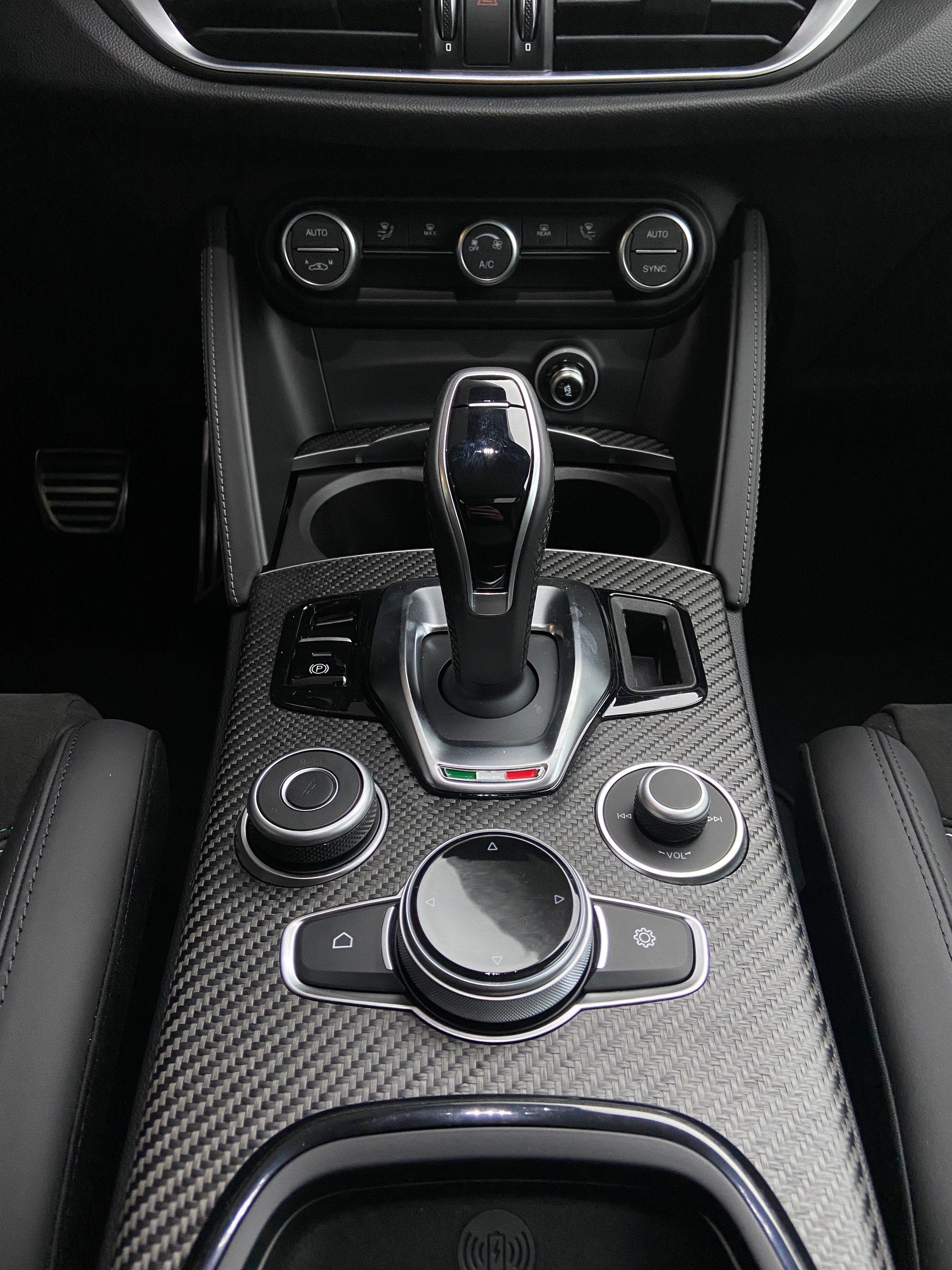 ALFA ROMEO Stelvio 2.9 V6 Quadrifoglio Sparco Sky Q4 AT8-image-18