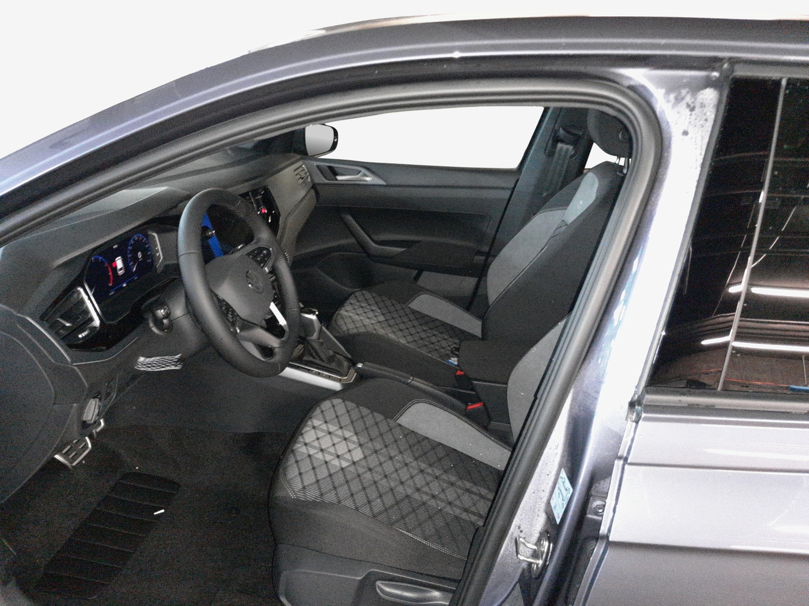 VW Polo 1.0 TSI R-Line DSG-image-7
