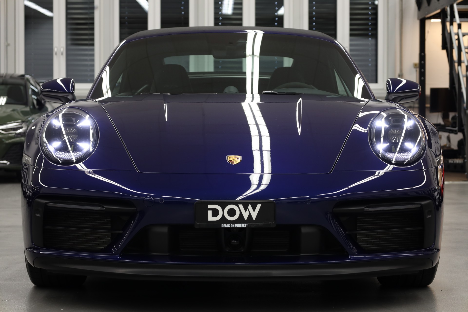 PORSCHE 911 Cabriolet 3.0 Carrera 4 GTS PDK-image-13