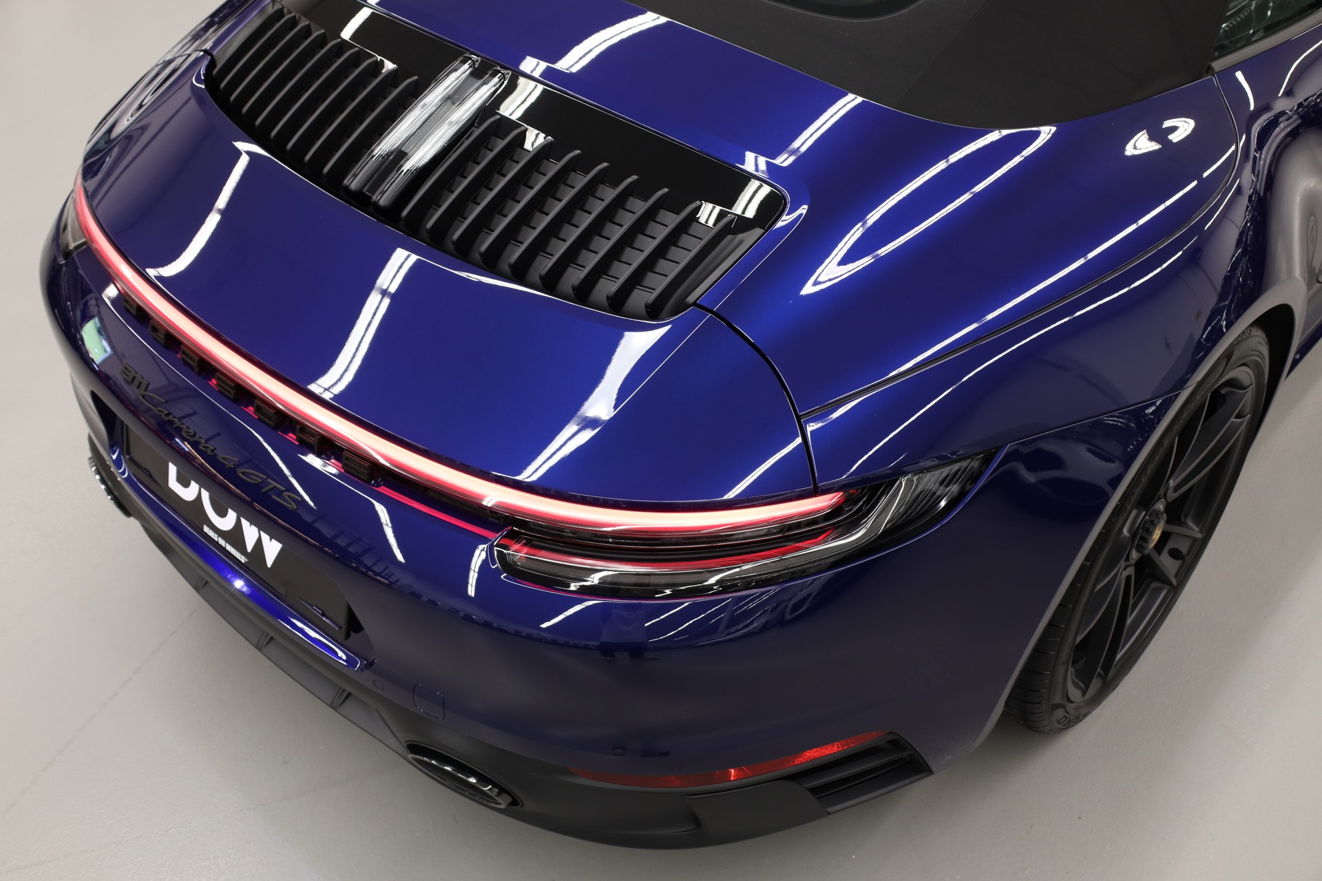 PORSCHE 911 Cabriolet 3.0 Carrera 4 GTS PDK-image-18