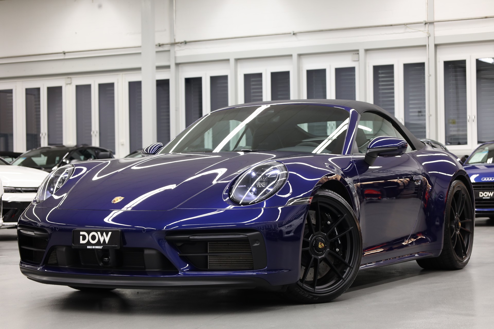 PORSCHE 911 Cabriolet 3.0 Carrera 4 GTS PDK-image-3