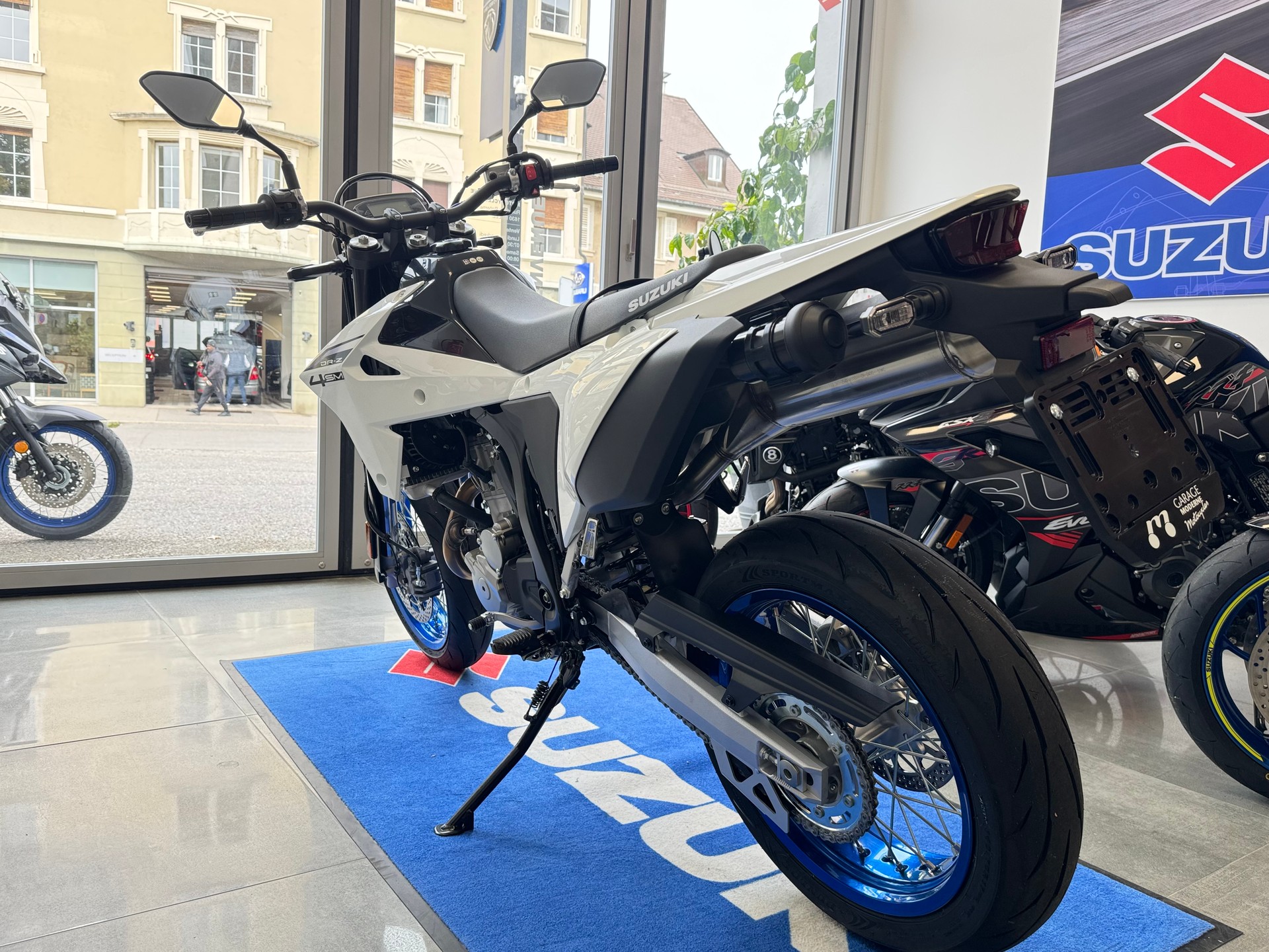 SUZUKI DR-Z 4 SM-showroom-element-3
