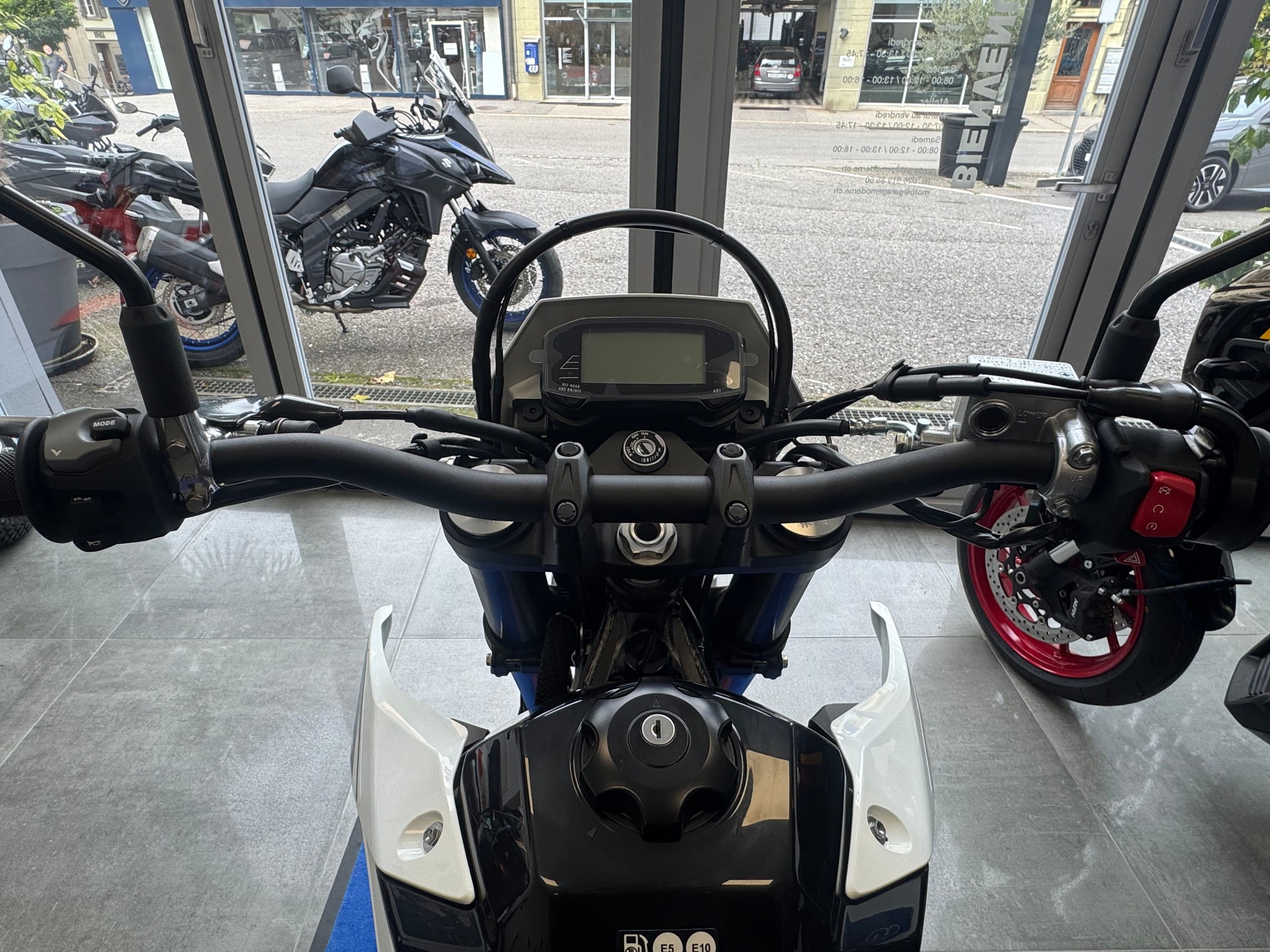 SUZUKI DR-Z 4 SM-image-6