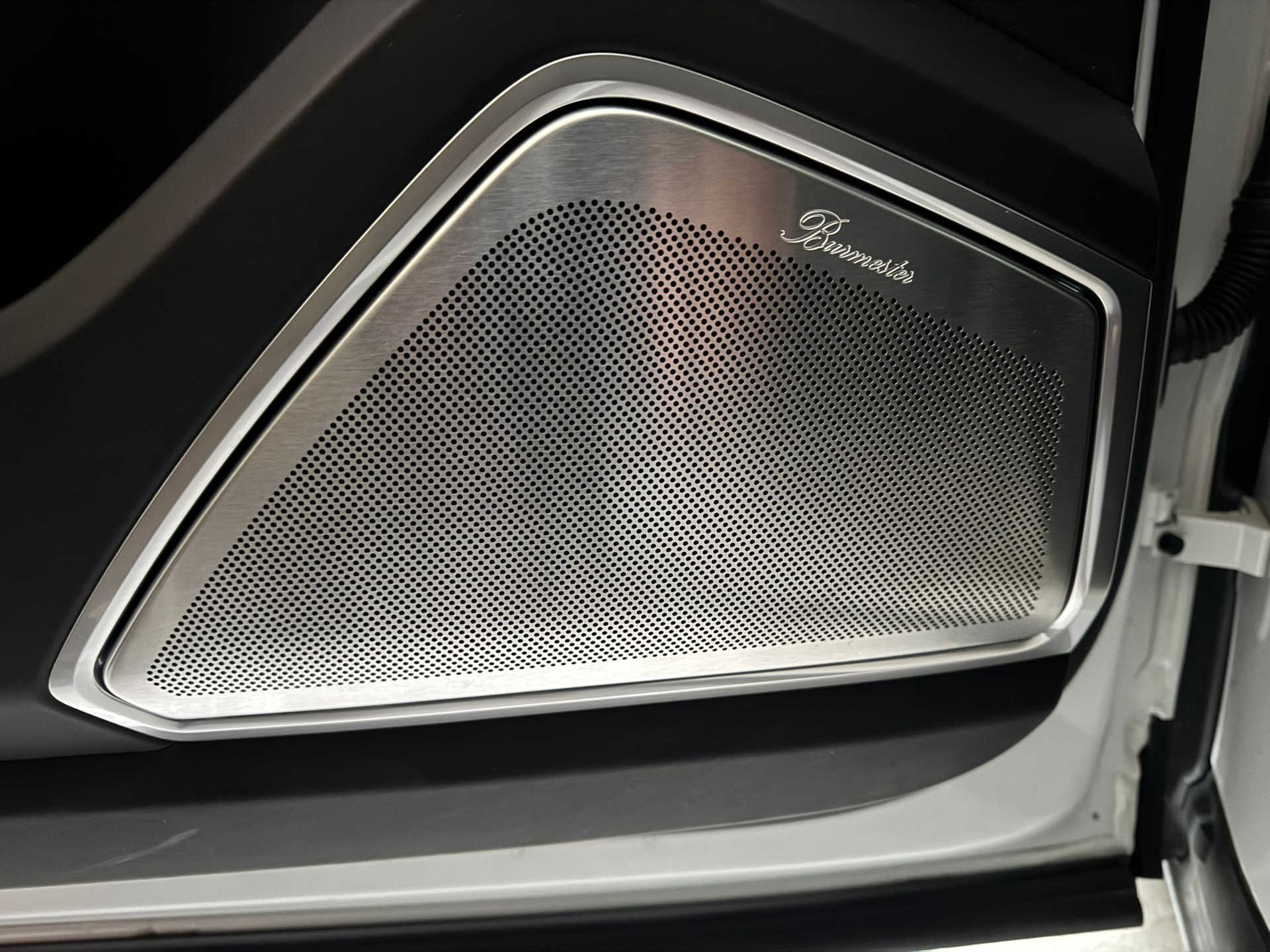 PORSCHE Cayenne E-Hybrid Platinum Edition Traumausstattung-image-4