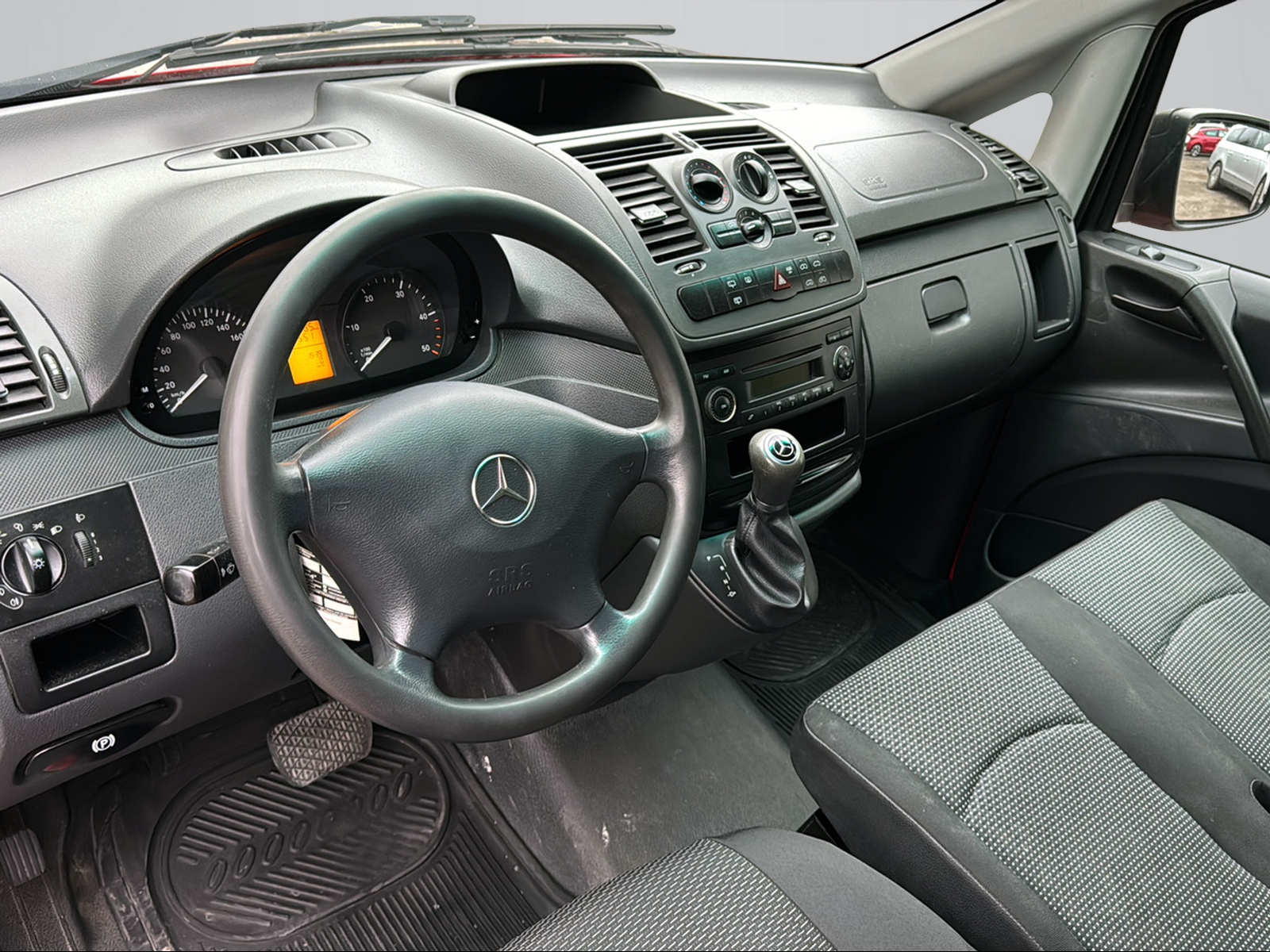 MERCEDES-BENZ Vito 113 CDI Blue Efficiency L A-image-8