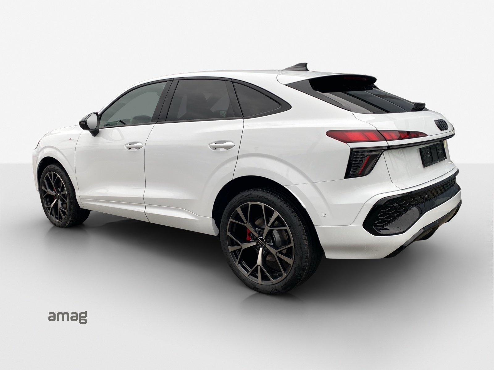 AUDI Q3 Sportback 110 kW TFSI S tronic-image-2