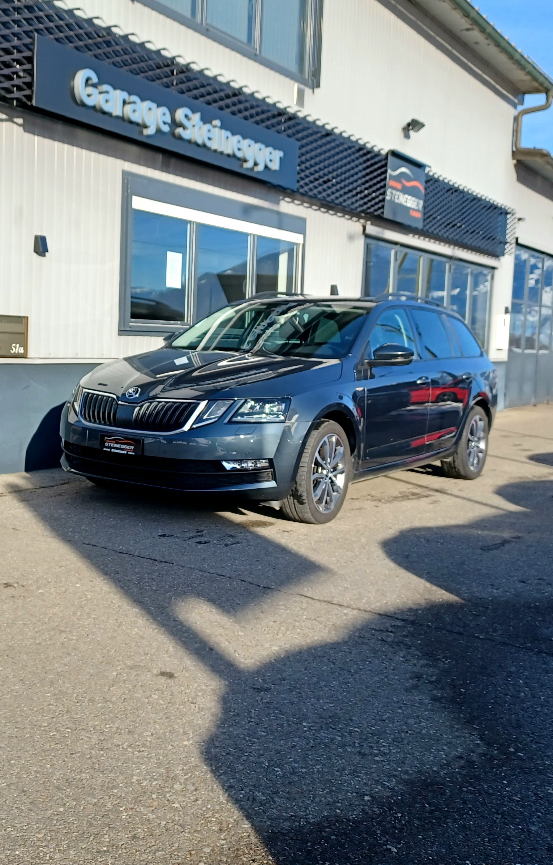 SKODA Octavia Combi 2.0 TDI Style 4x4 Automat/ Anhängekupplung