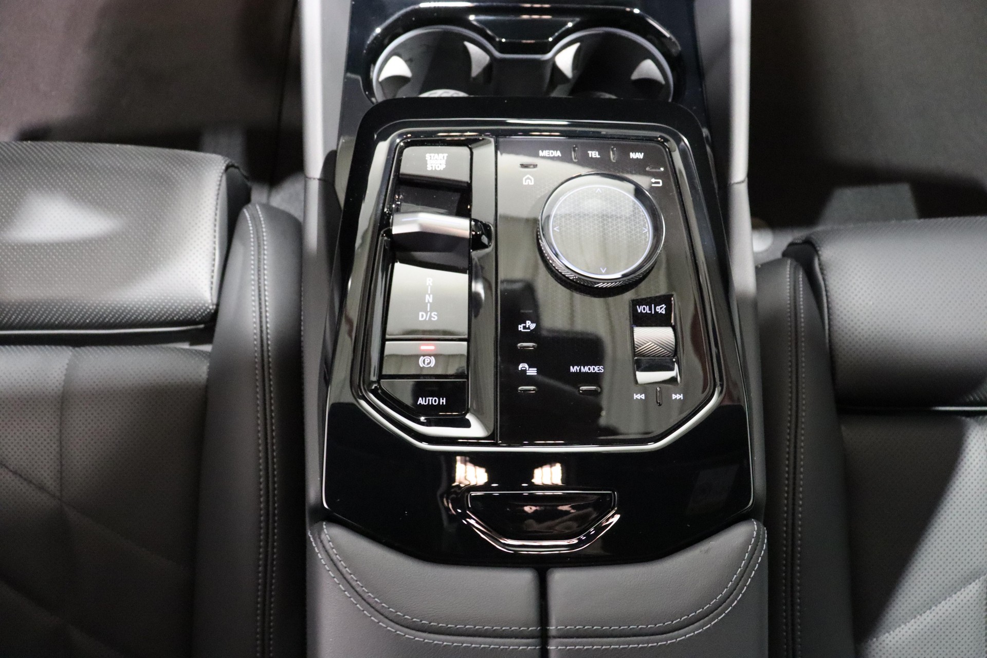 BMW 520d xDrive Touring-image-10