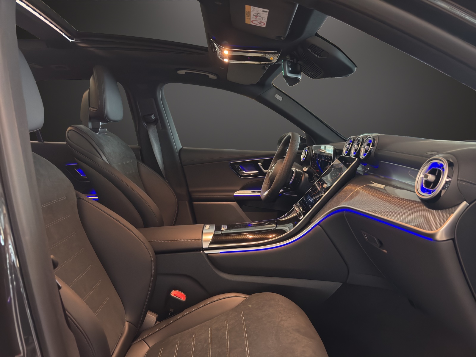 MERCEDES-BENZ GLC 300 e 4M EQ Star AMG Line-image-10