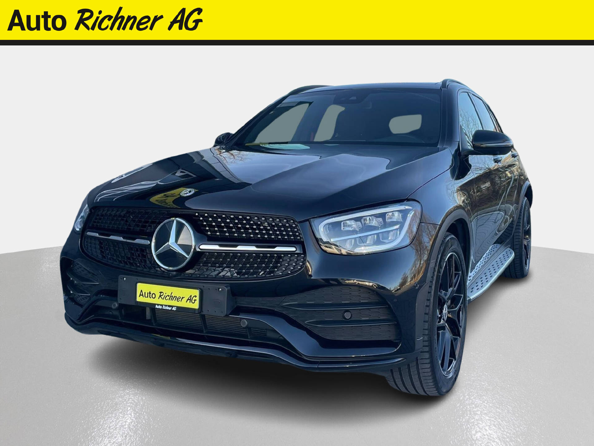 MERCEDES-BENZ GLC 220 d AMG Line 4m-image-1