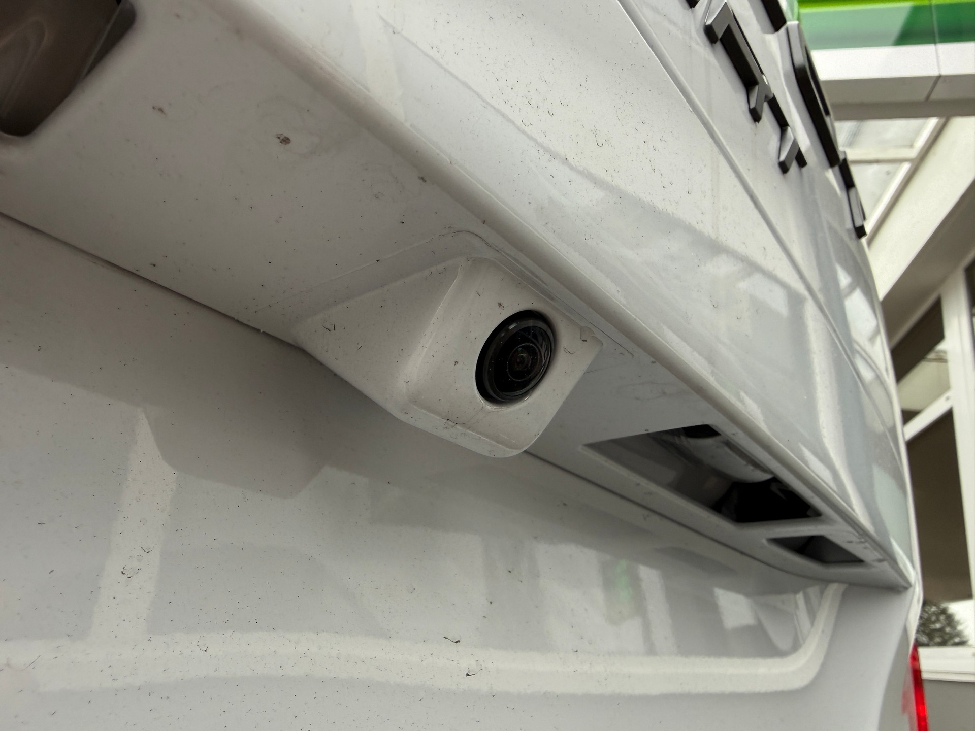 PEUGEOT Expert 2.2 BlueHDi 150 S&S Standard EAT8-image-3