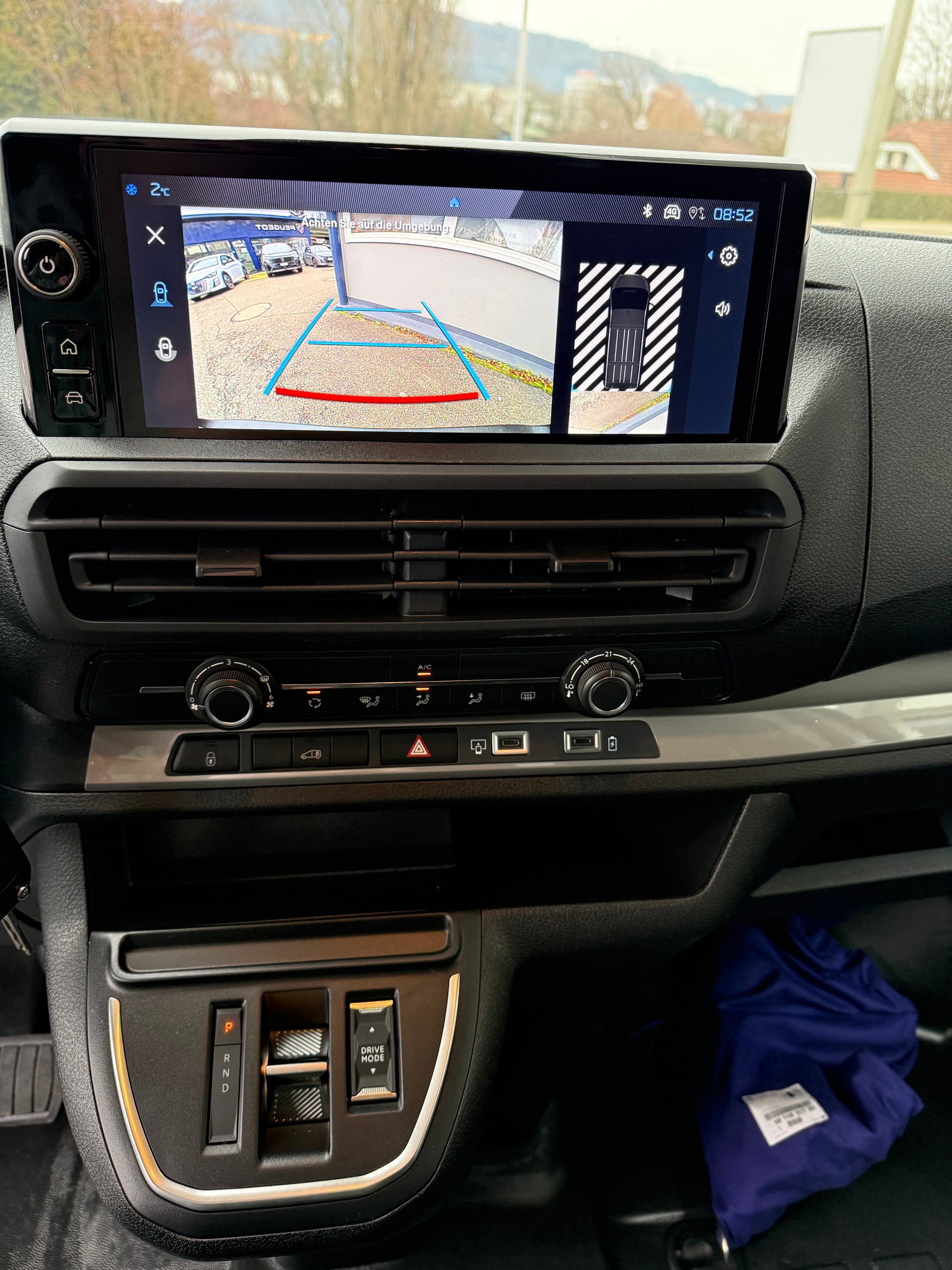 PEUGEOT Expert 2.2 BlueHDi 150 S&S Standard EAT8-image-10