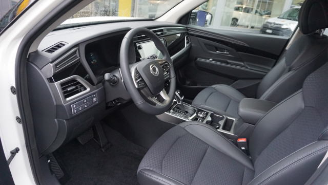 KGM-SsangYong Korando 1.5T GDI Blac.4WD-image-8