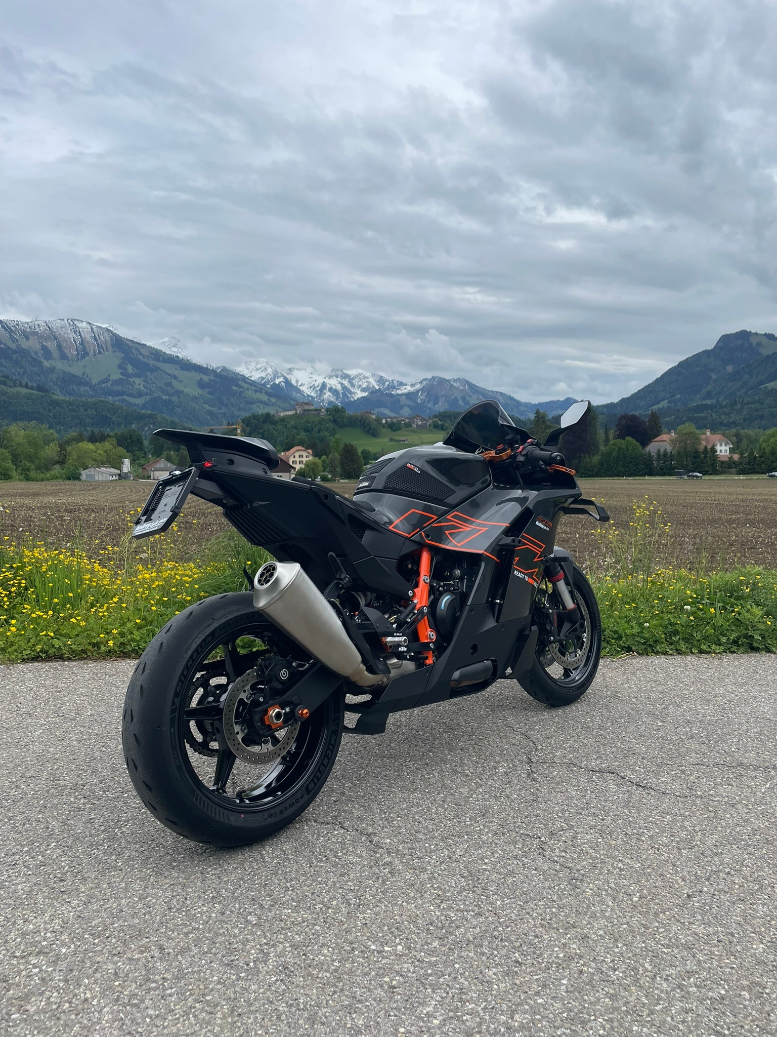 KTM RC 990 R-showroom-element-2